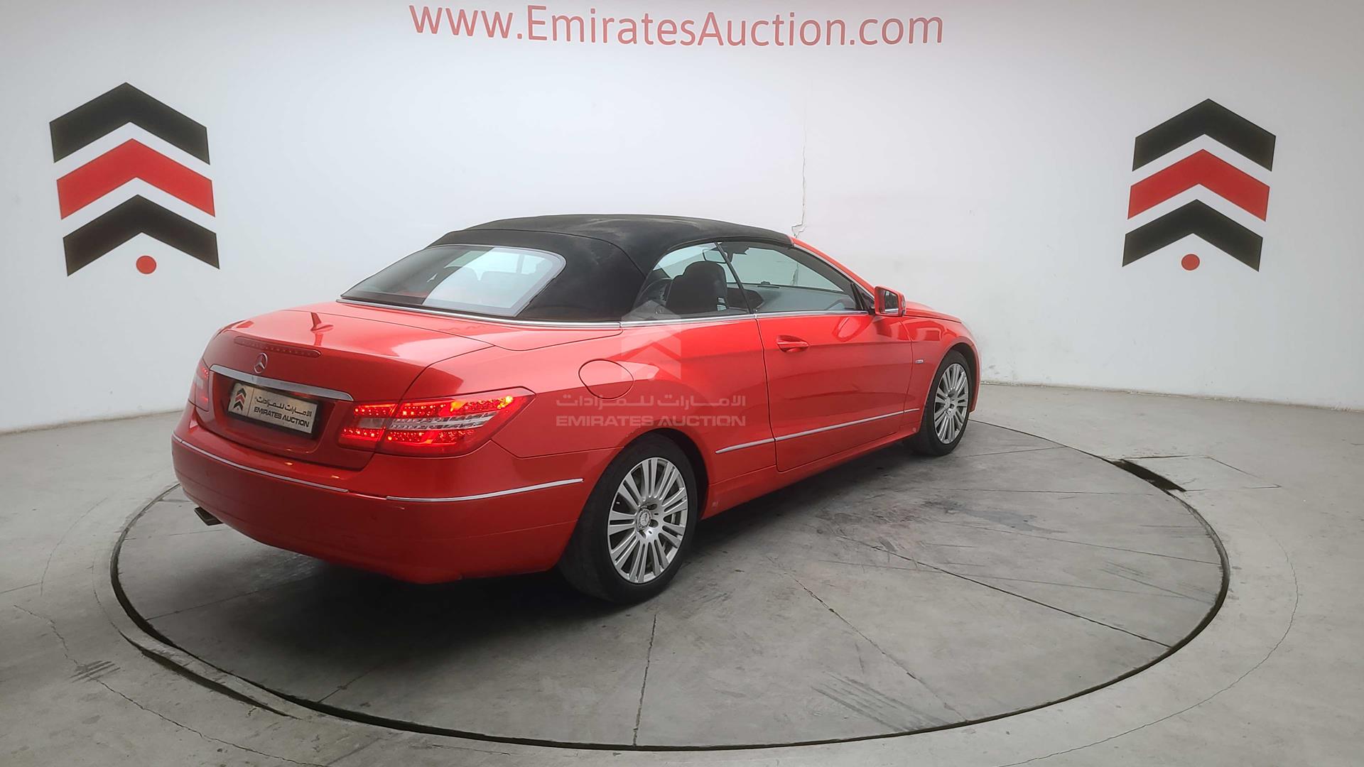 2011 MERCEDES E200 VIN: WDD2074481F114665