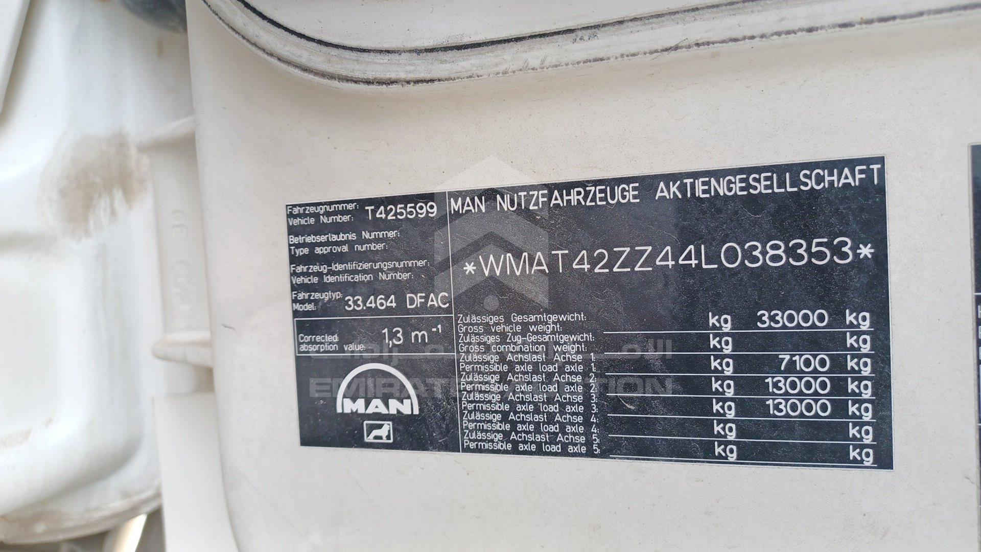 2004 MAN DFAC 33-464 VIN: WMAT42ZZ44L038353