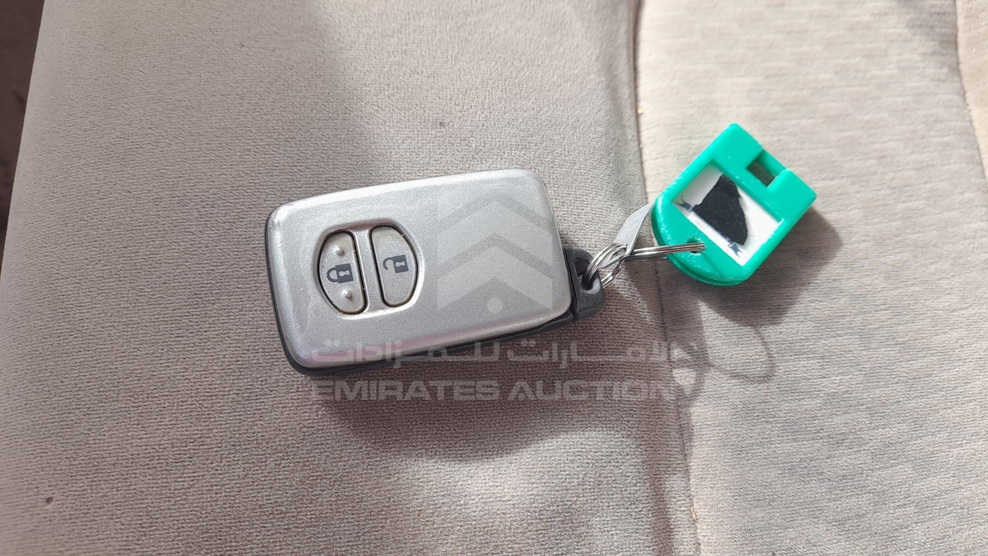 2013 TOYOTA LAND CRUISER VIN: JTMDU09J9D4063128