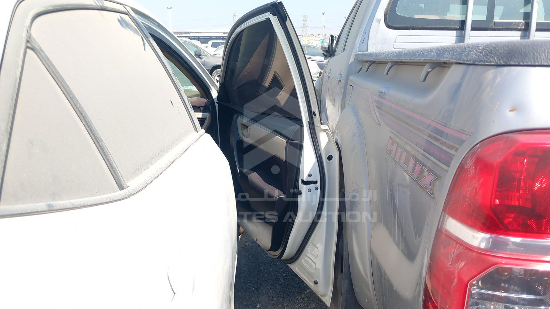 2016 TOYOTA COROLLA VIN: RKLBB9HE4G5156498