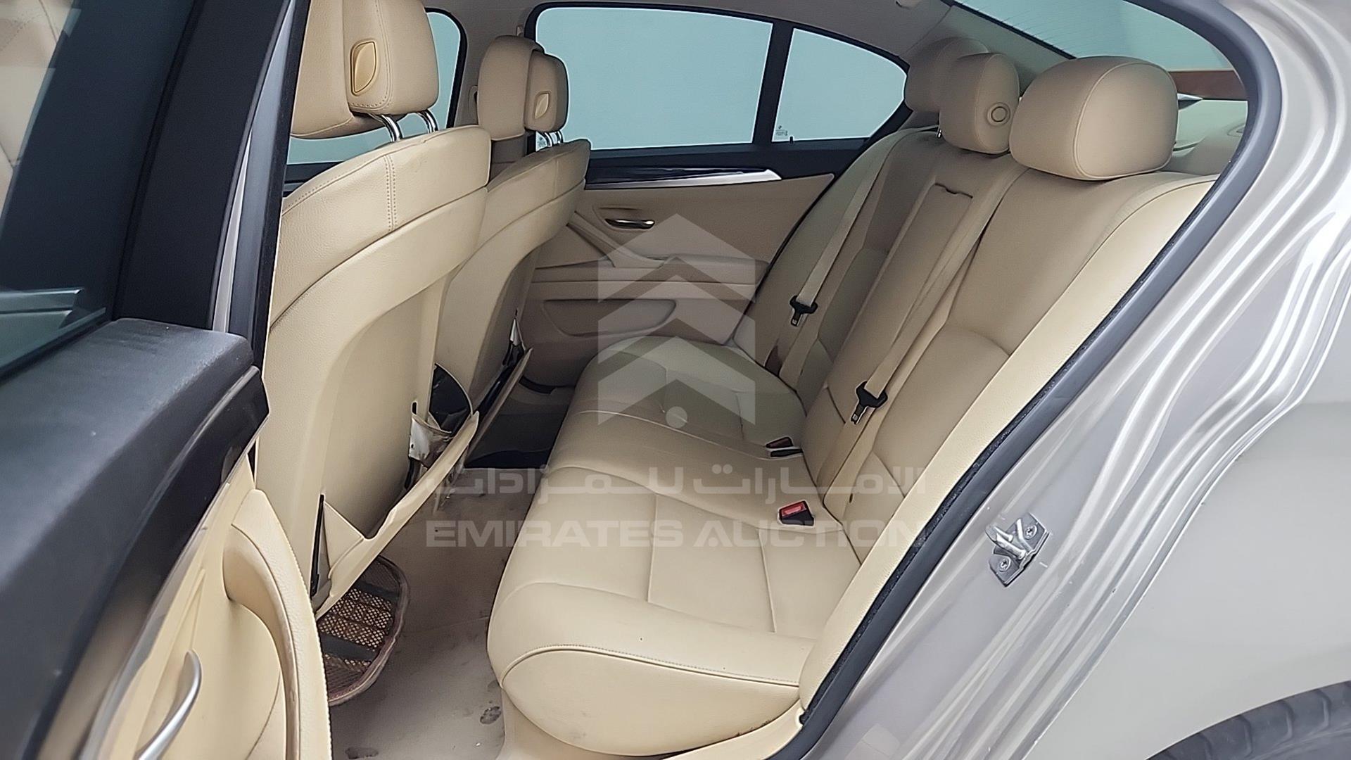 2013 BMW 528 VIN: WBAXG3107DDW40101
