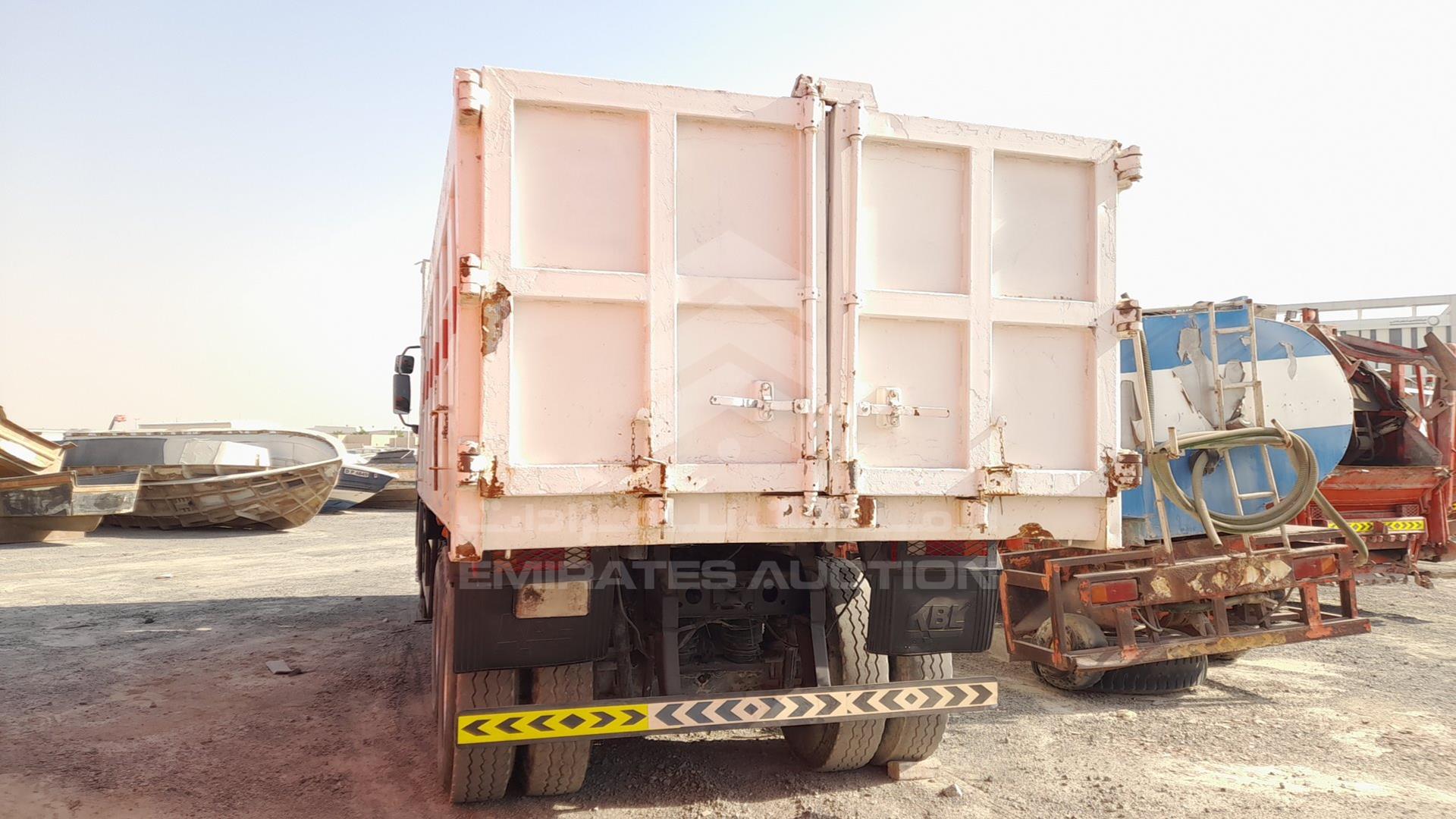 2008 MERCEDES ACTROS VIN: WDAKHCAA08L292157