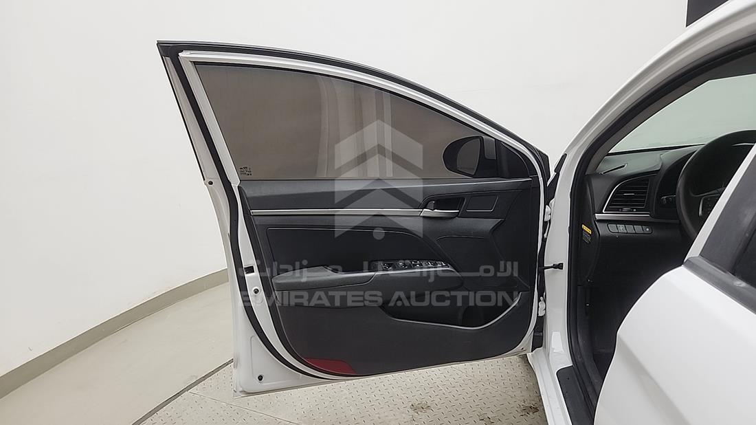 2019 Hyundai Avante — Front Left Door — Photo 11