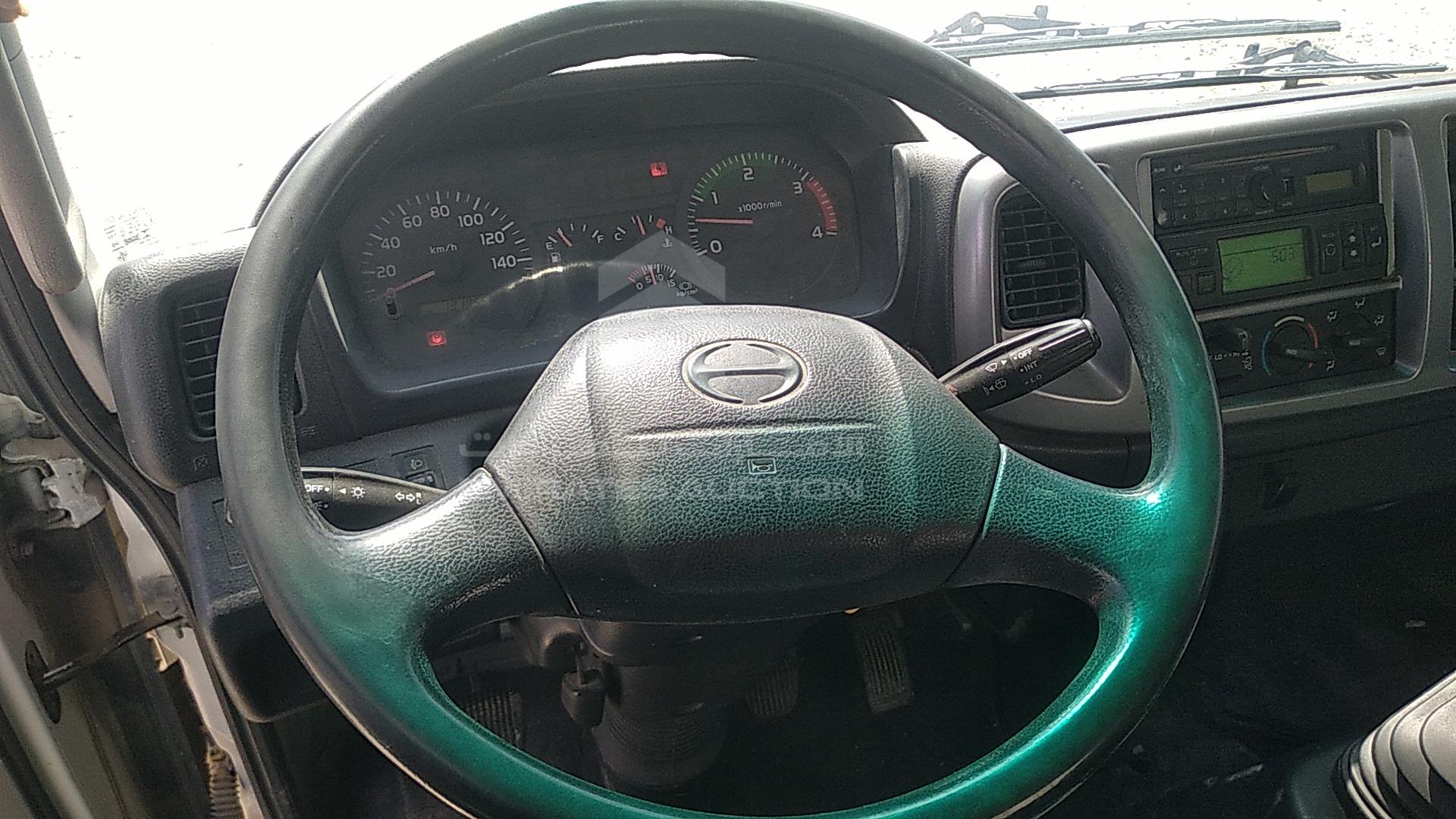 2011 HINO 500 VIN: JHDFG1JP6B1S18432