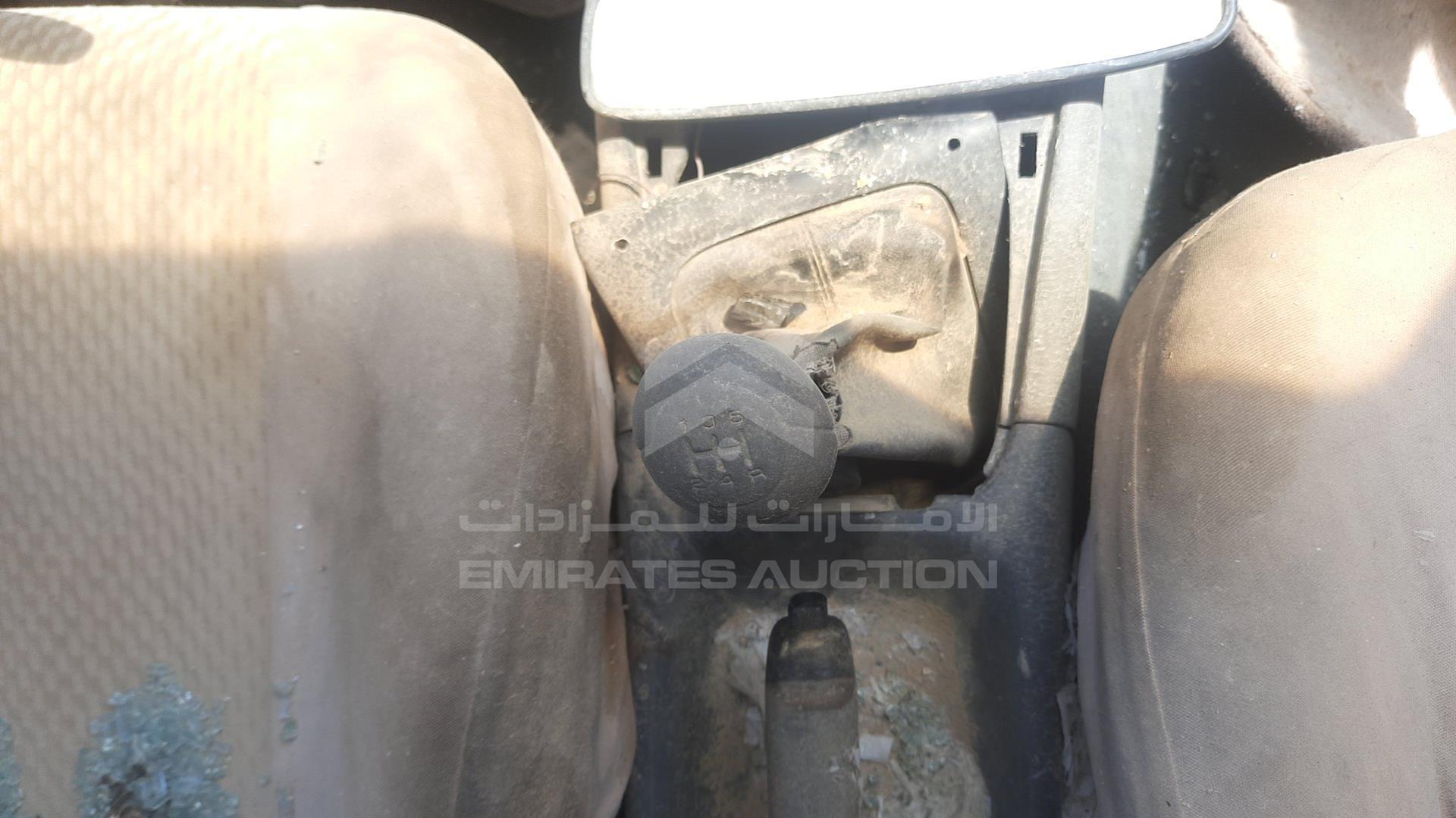 0 KIA CLARUS VIN: KNAGC2295X5524297