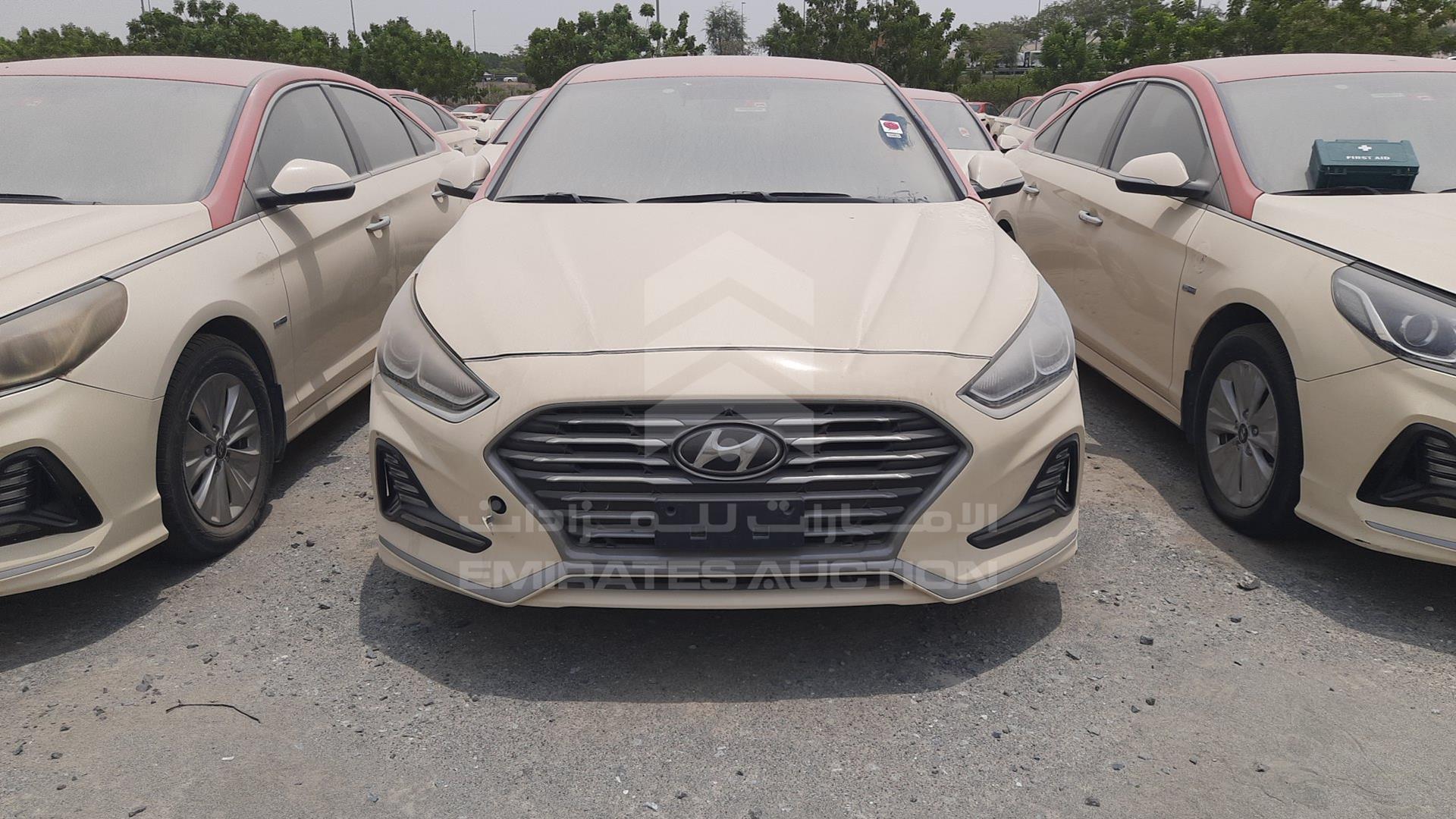 2019 HYUNDAI SONATA VIN: KMHE24138KA092953