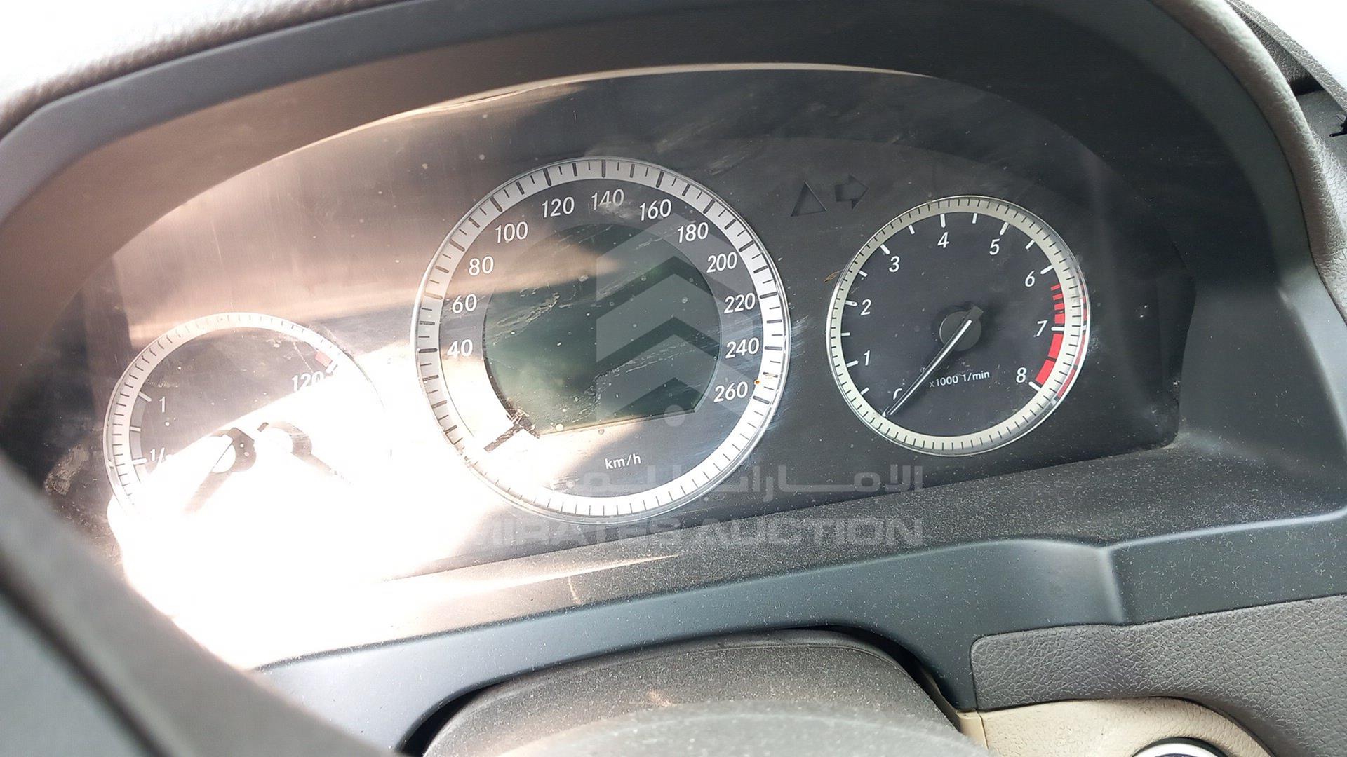 2009 MERCEDES C 180 VIN: WDDGF46X99A240024