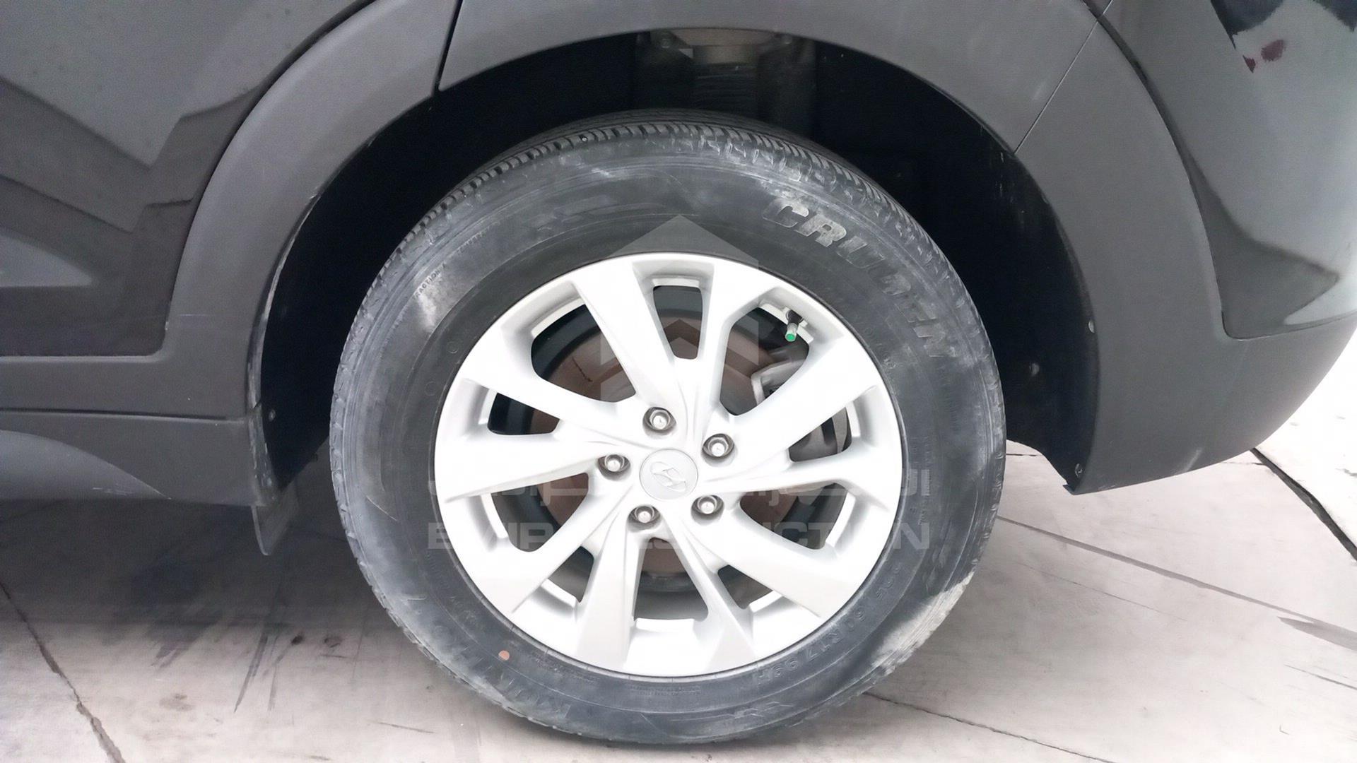 2020 HYUNDAI TUCSON VIN: KM8J33A42LU167175
