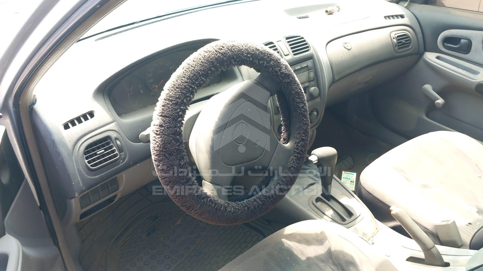 2003 MAZDA 323 VIN: JM7BJ12M231222037