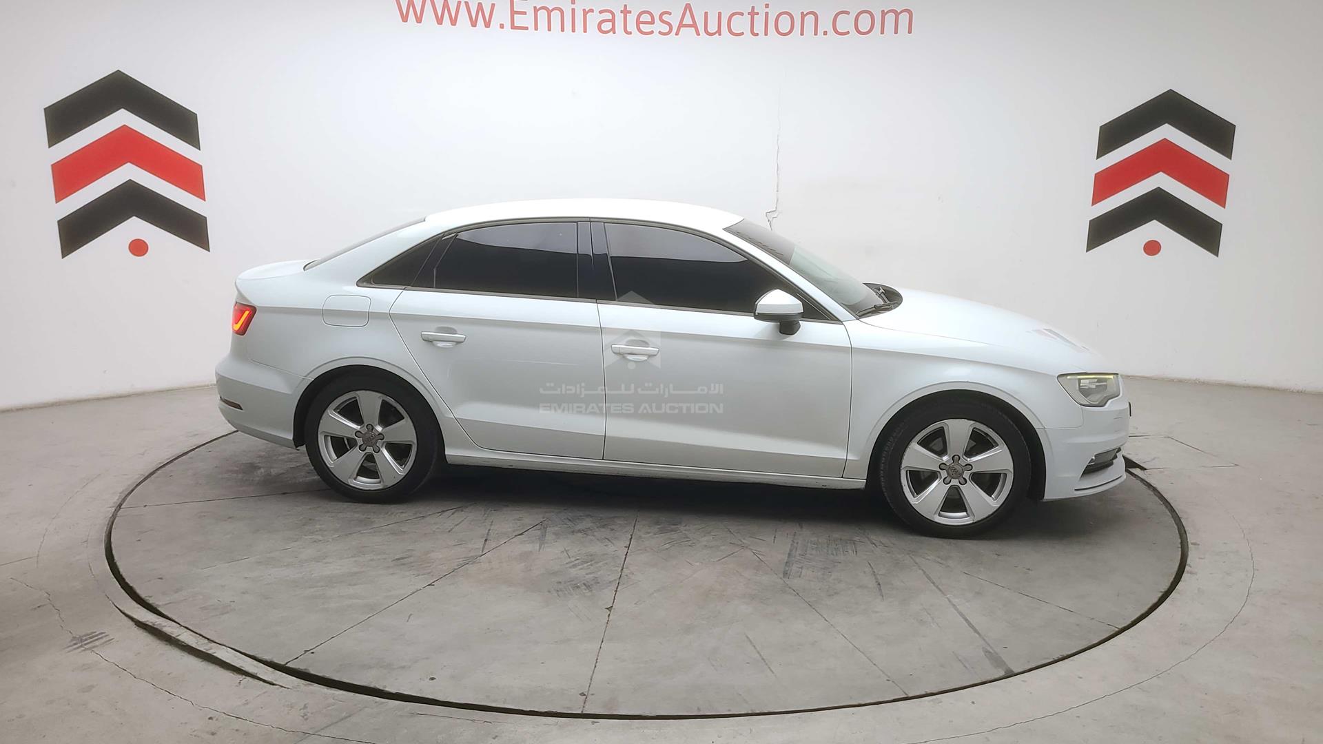 2016 AUDI A3 VIN: WAUAYJFF7G1033951
