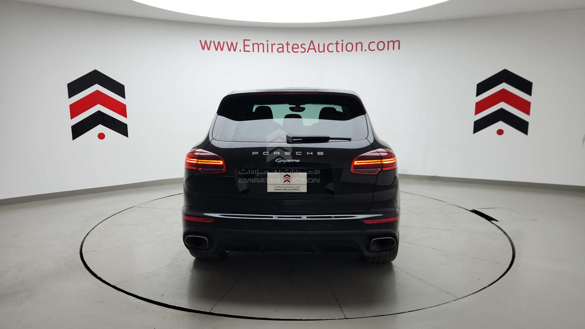 2016 PORSCHE CAYENNE VIN: WP1AA2A28GKA13573