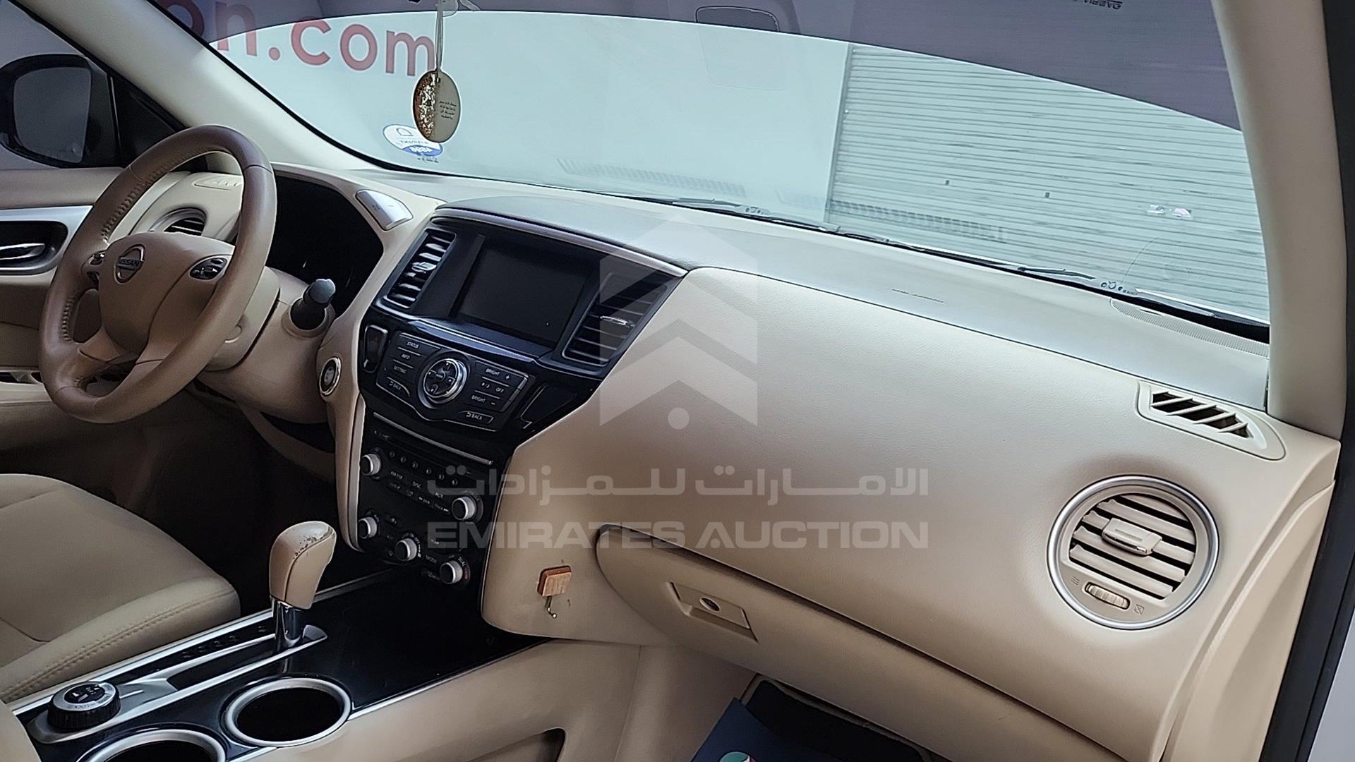 2015 NISSAN PATHFINDER VIN: 5N1AR2M74FC610631