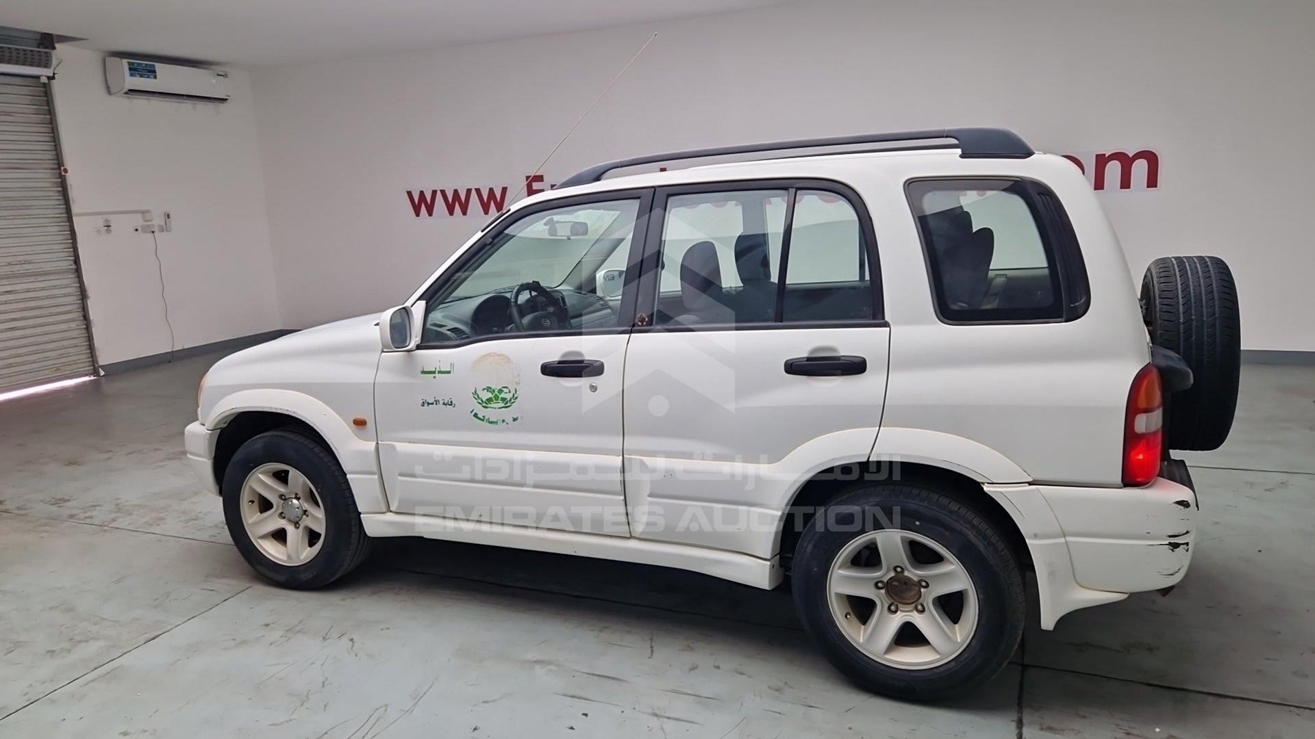 2004 SUZUKI GRAND VITARA VIN: JS3TD62V944104919