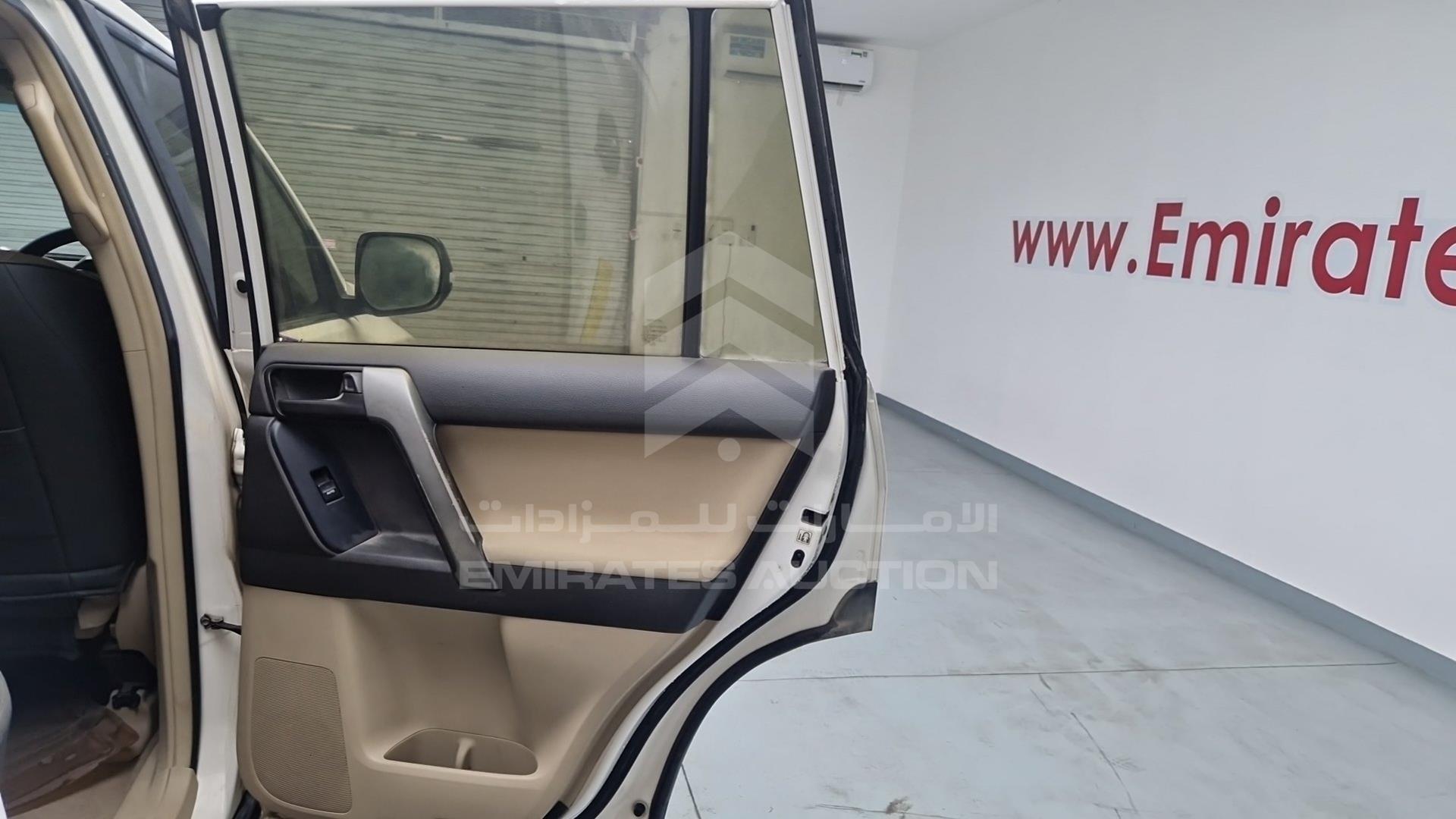 2012 TOYOTA PRADO VIN: JTEBD9FJ50K011805