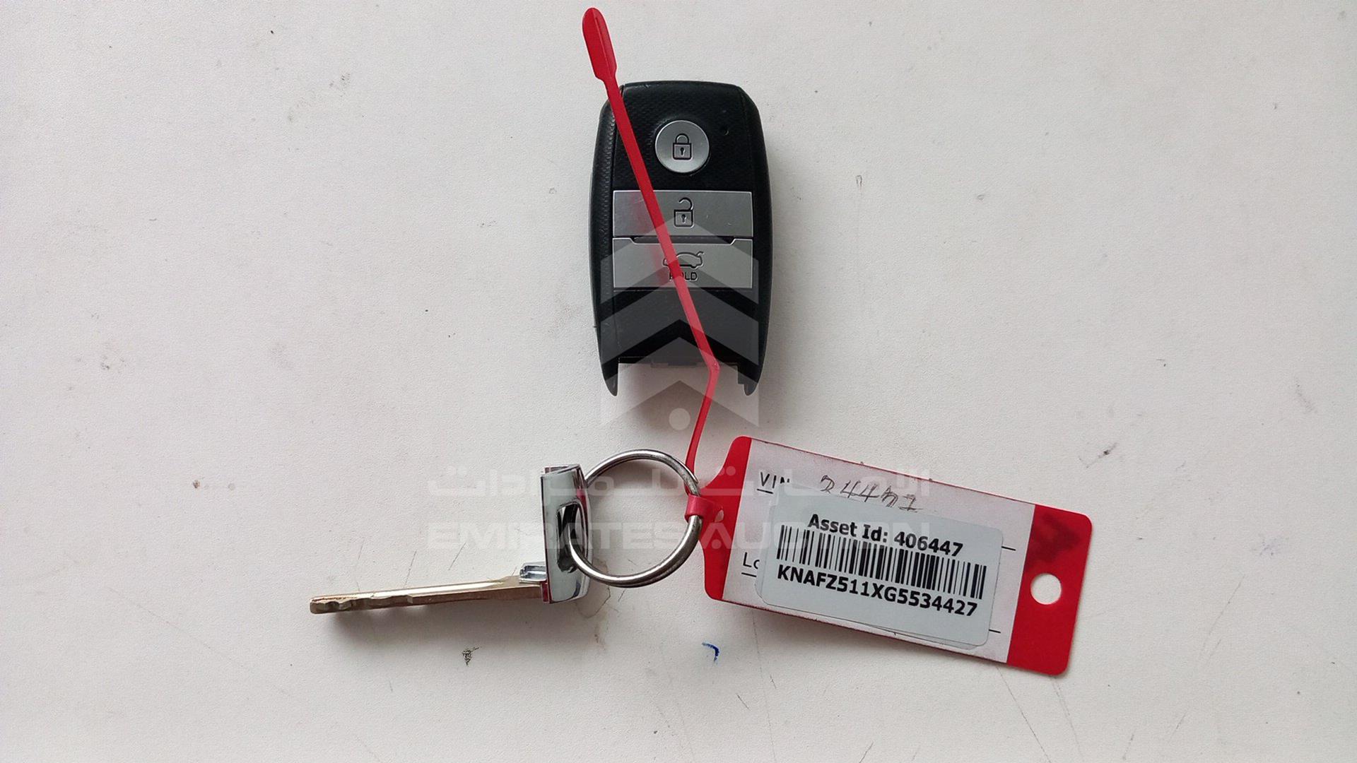 2016 KIA CERATO VIN: KNAFZ511XG5534427