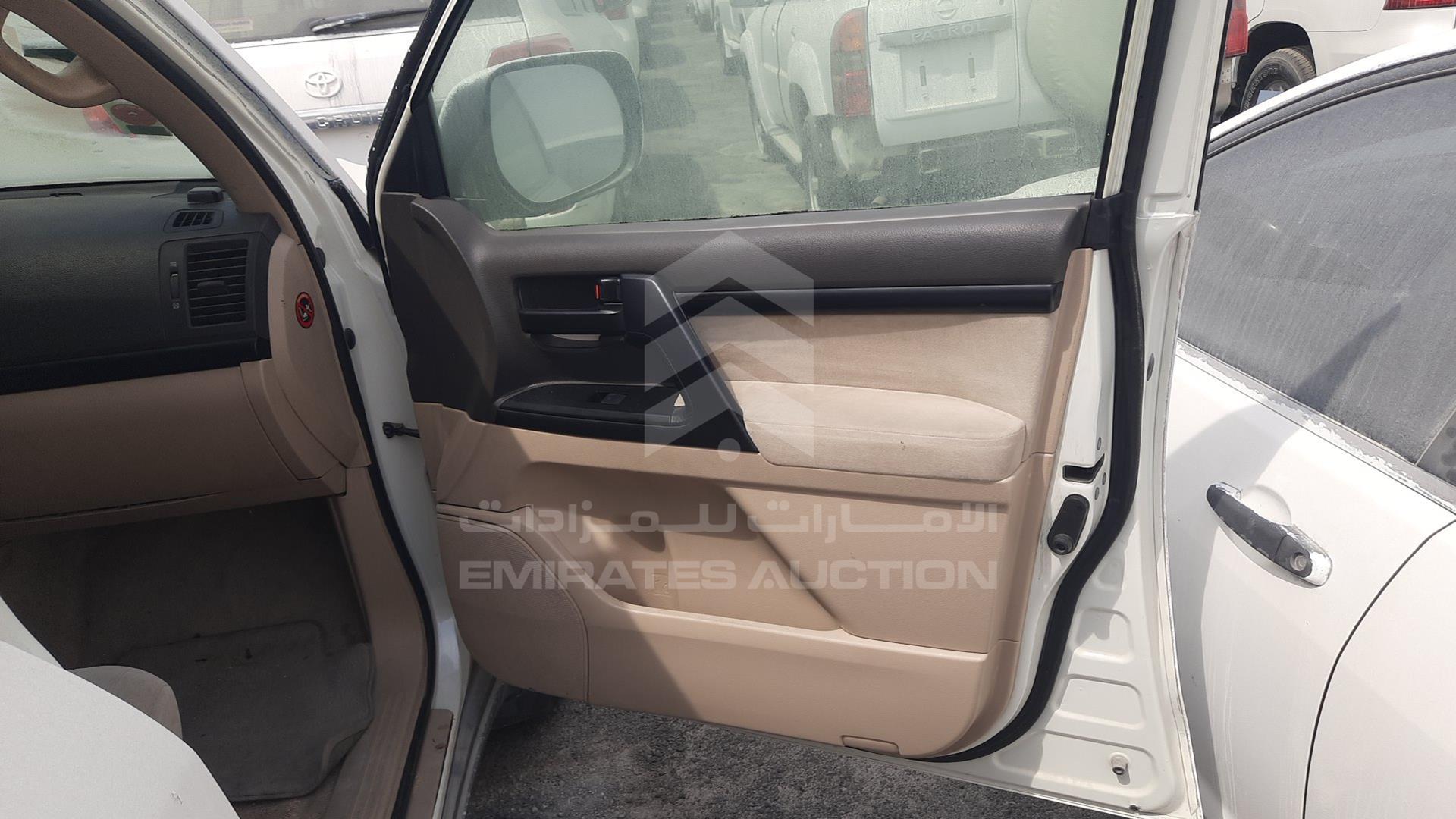 2013 TOYOTA LAND CRUISER VIN: JTMDU09J8D4064092