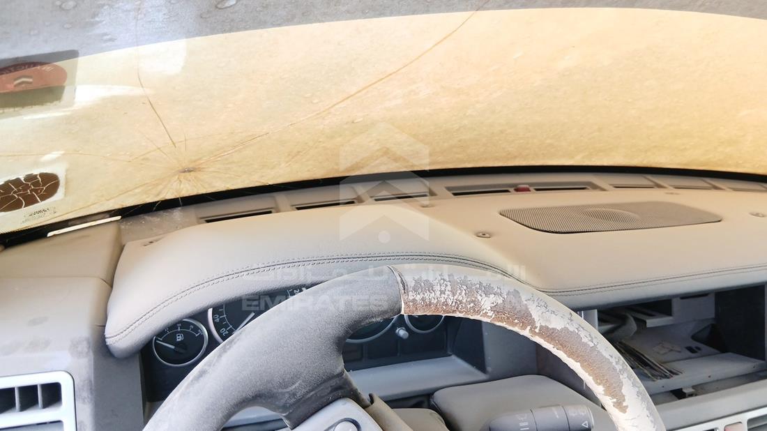 2004 Range Rover Vogue — Front Left Driver Dashboard View — Photo 11