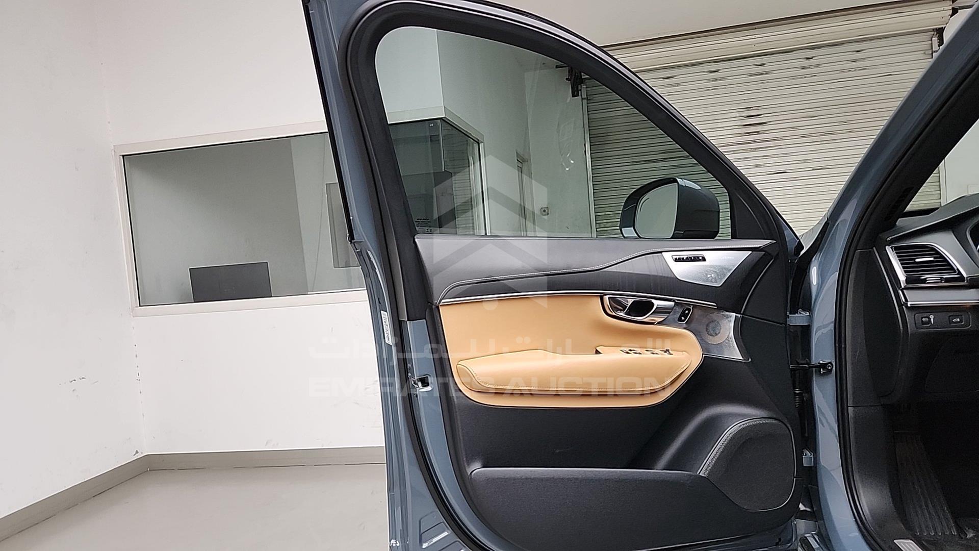 2020 VOLVO XC 90 VIN: YV1A2ALF8L1556053