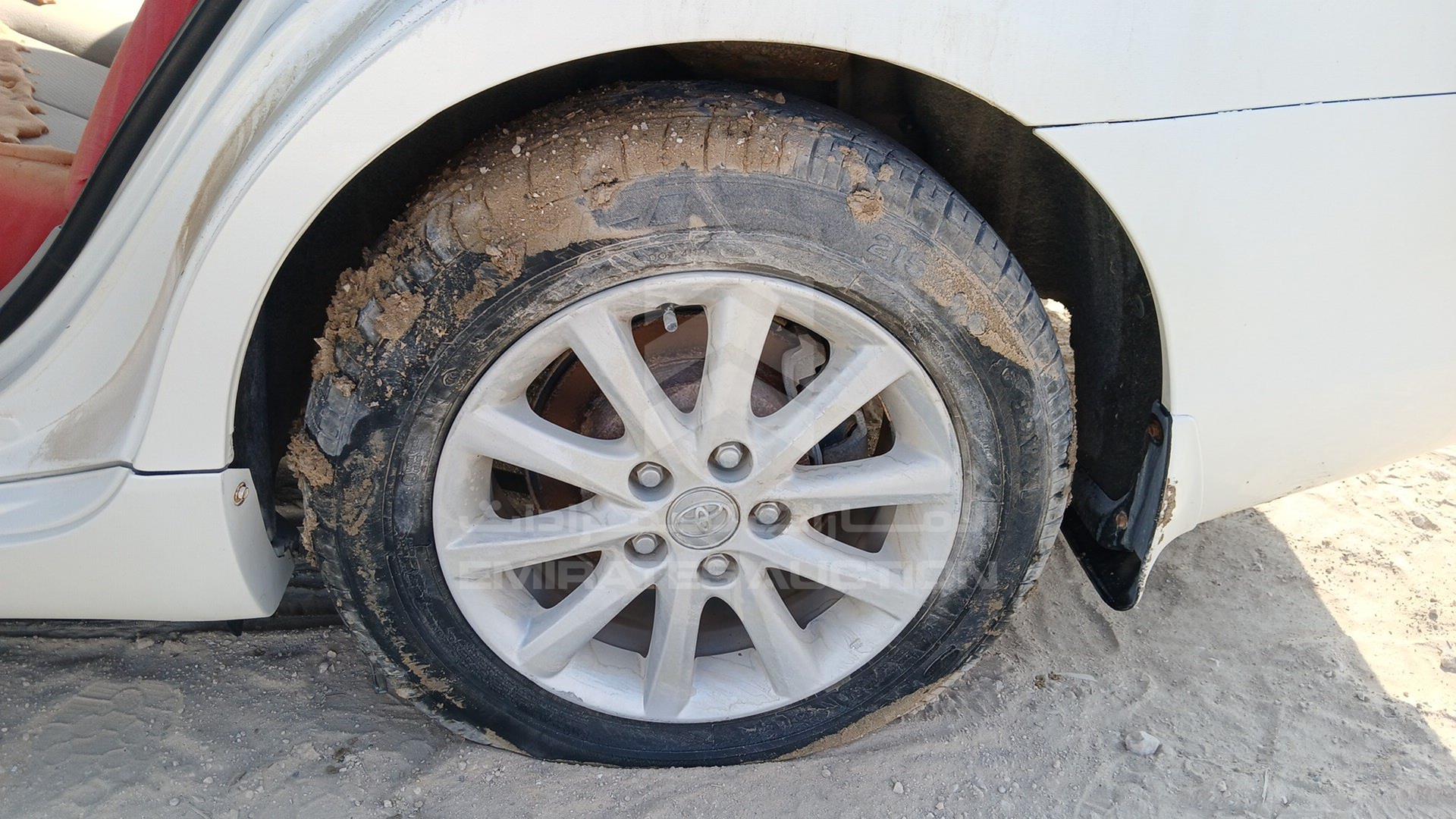 2010 TOYOTA CAMRY VIN: 6T1BE42K4AX661880