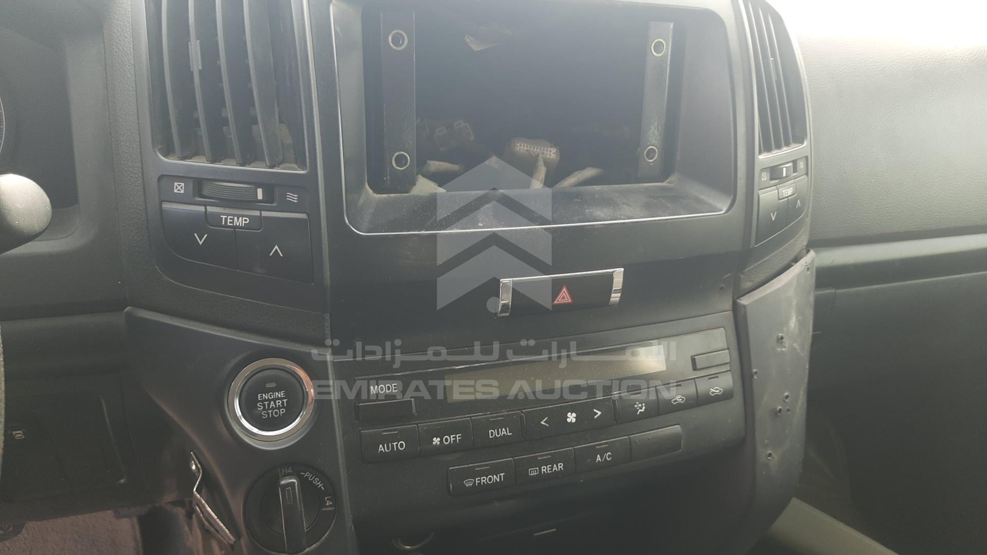 2012 TOYOTA LAND CRUISER VIN: JTMDU09J7C4052921