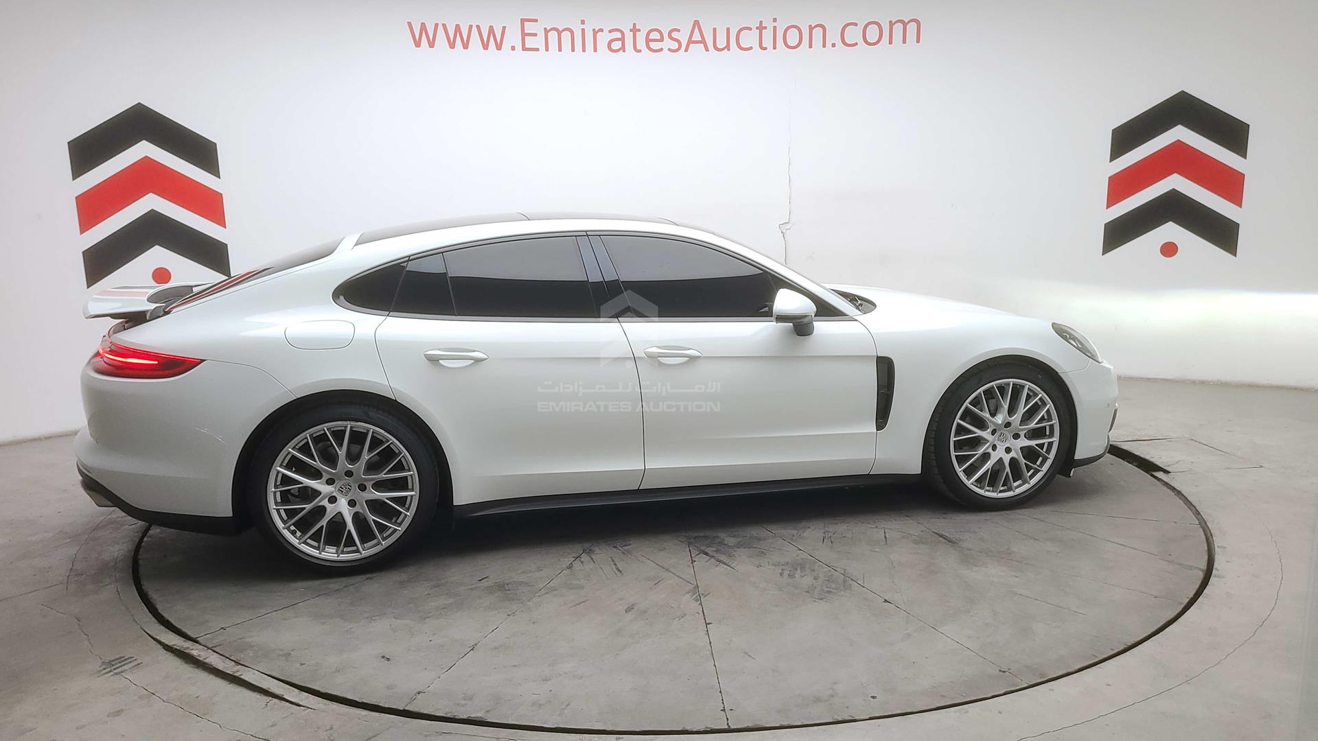 2018 PORSCHE PANAMERA VIN: WP0ZZZ97ZJL107488
