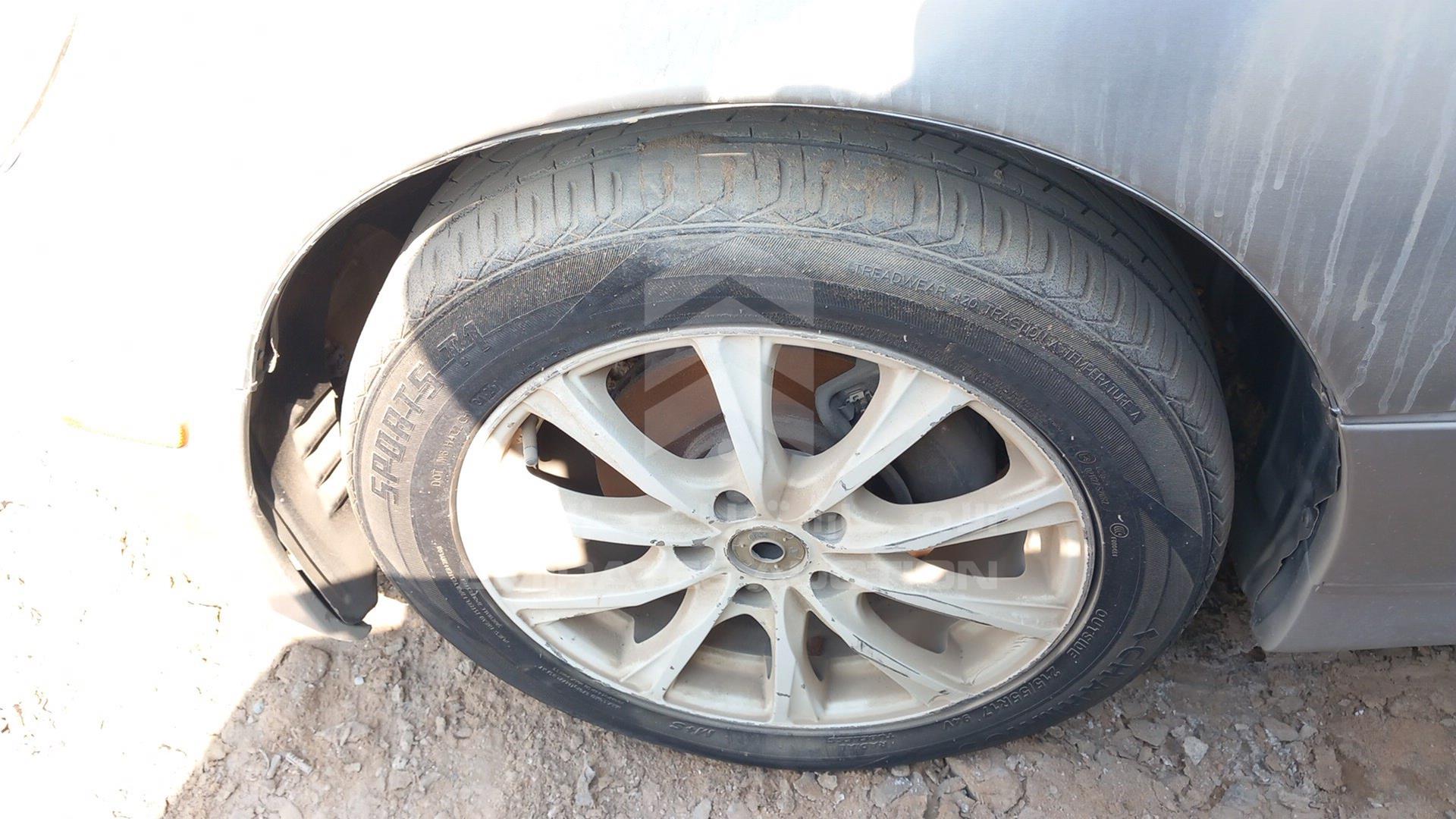 2004 LEXUS GS 300 VIN: JT8BD69S840203176