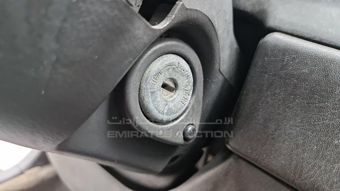 2000 Nissan Sunny — Keys — Photo 4