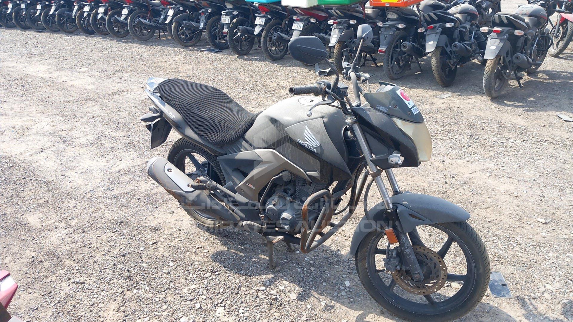2015 HONDA UNICORN 160 VIN: ME4KC2033G8000788