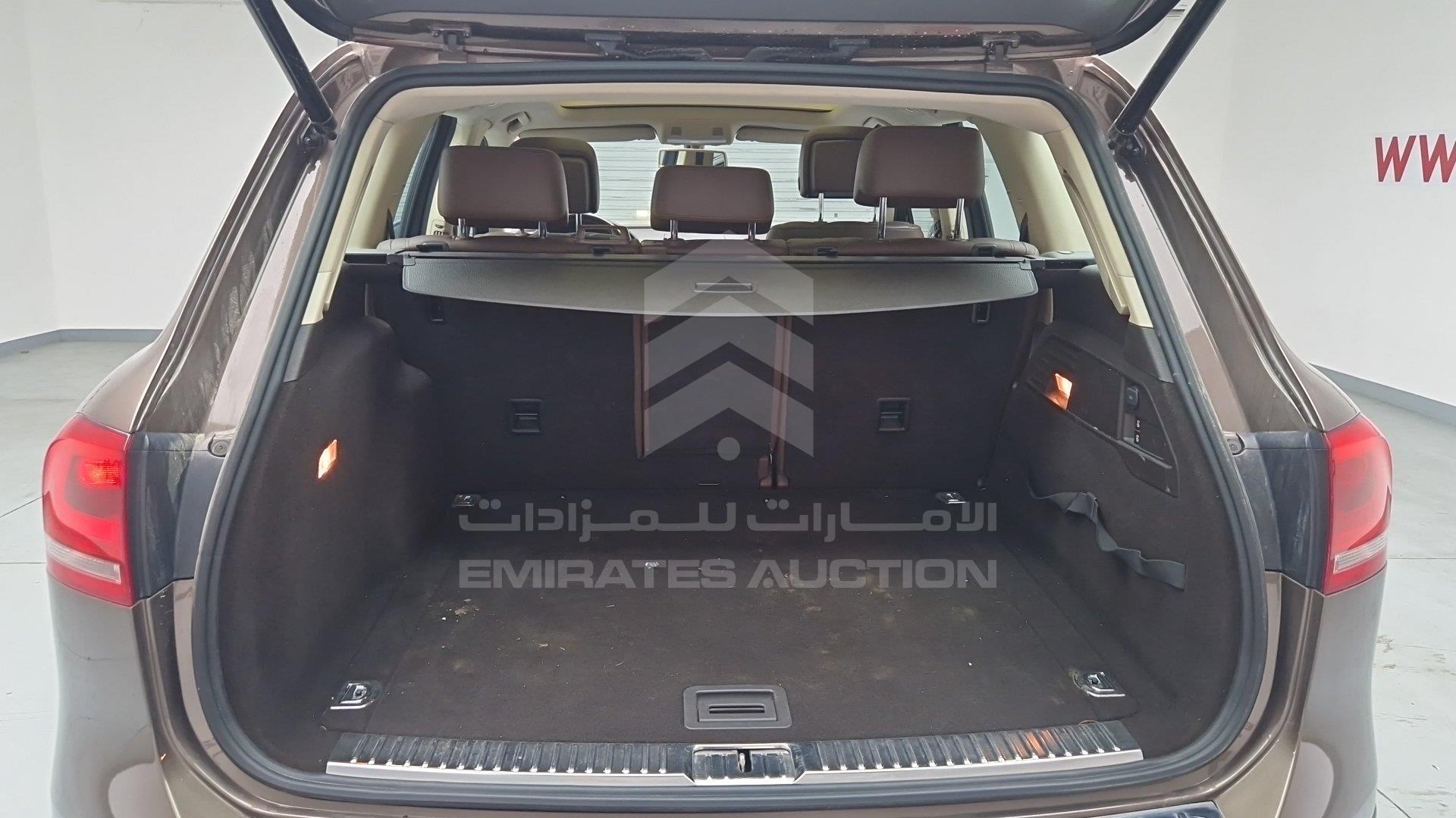 WVGBC37P4CD065642 - 2012 Volkswagen Touareg - #507553
