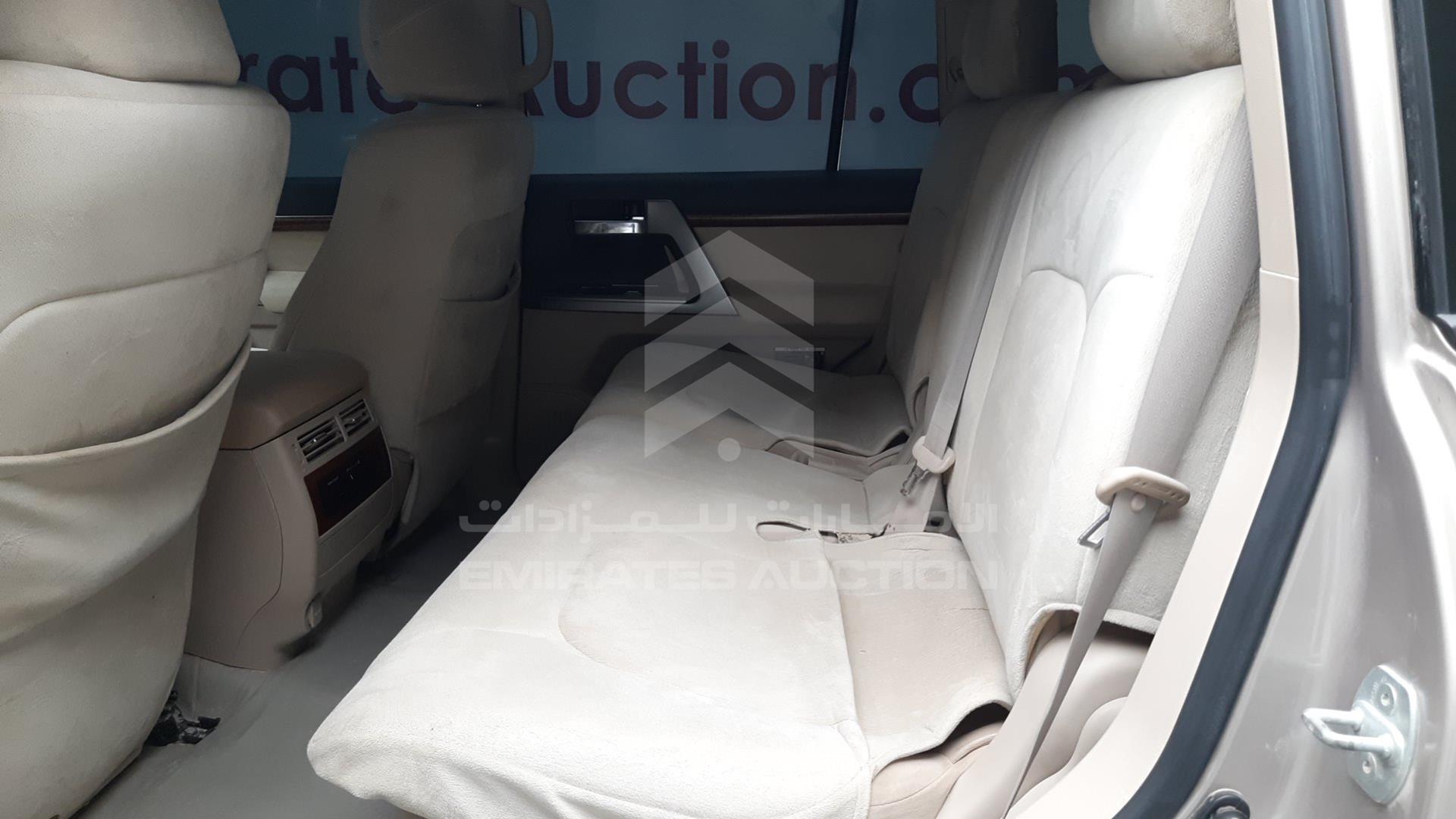 2015 TOYOTA LAND CRUISER VIN: JTMHY05J5F4032408