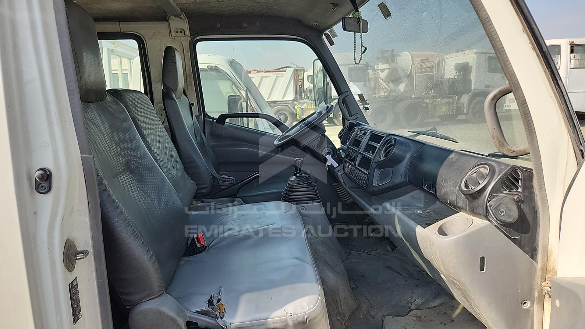 2014 HINO 300 VIN: JHHMCK3H3EK008186