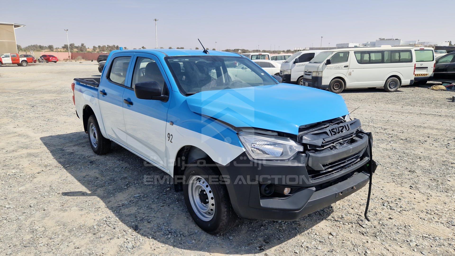 2024 ISUZU D-MAX VIN: MPAEL3376RT008775
