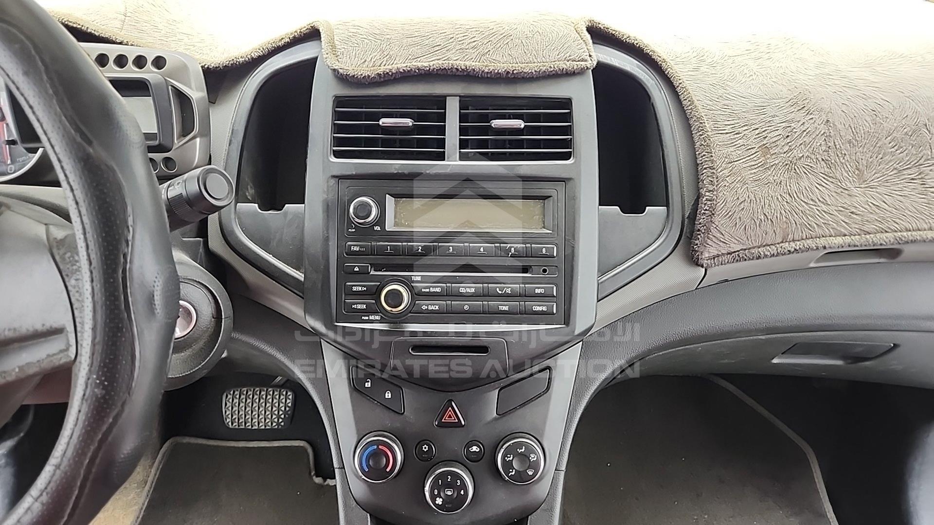 2012 CHEVROLET SONIC VIN: KL1JD5BE2CB097930