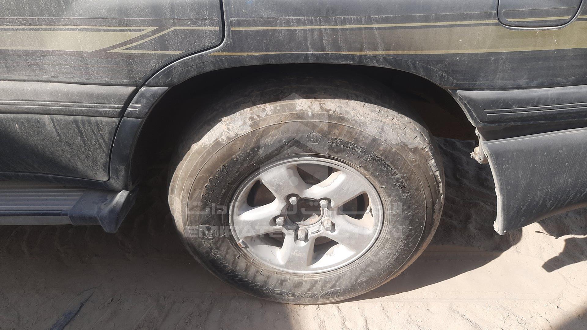 2002 TOYOTA LAND CRUISER VIN: JTEHJ09J025055058