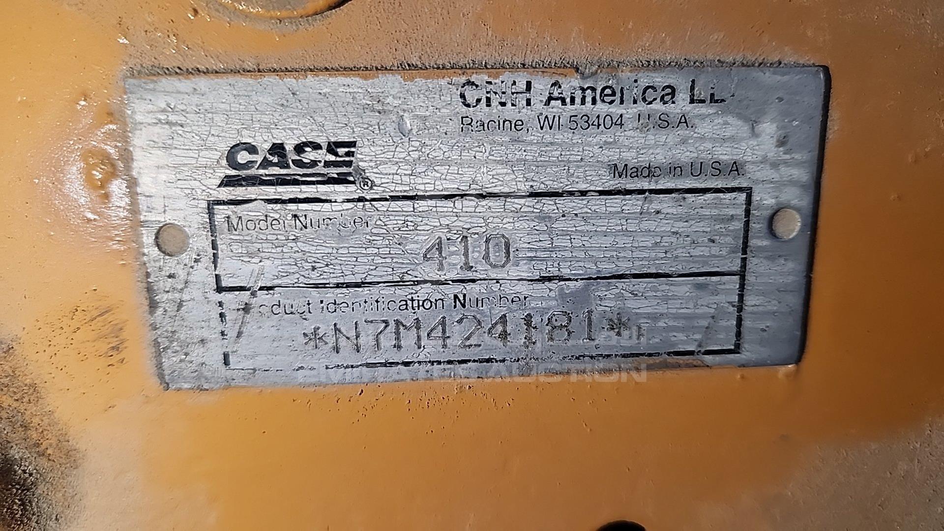 2006 CASE 410 VIN: JAF00410N7M424181