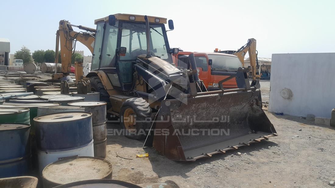 كاتربيلر 424 D 2005 — الزاوية الأمامية اليمنى — صورة 9