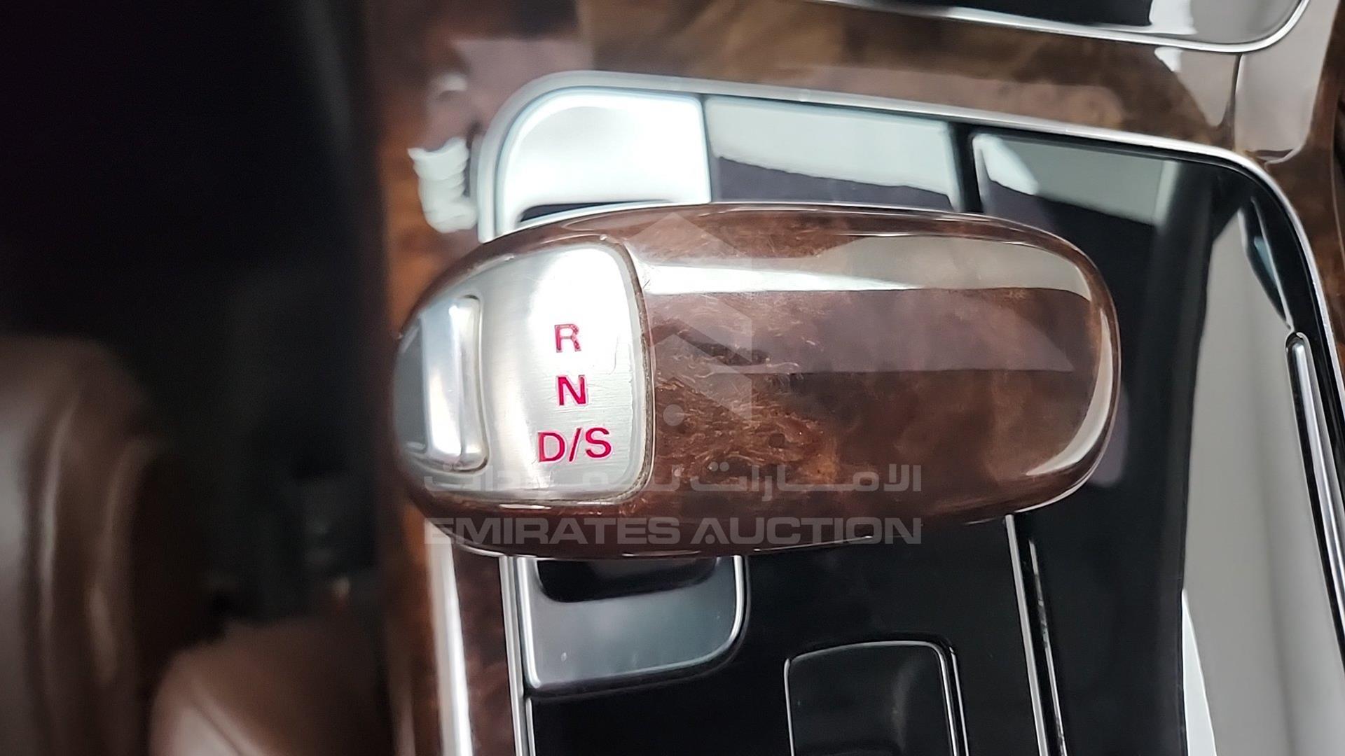 2016 AUDI A8 VIN: WAUYGBFD4GN007001