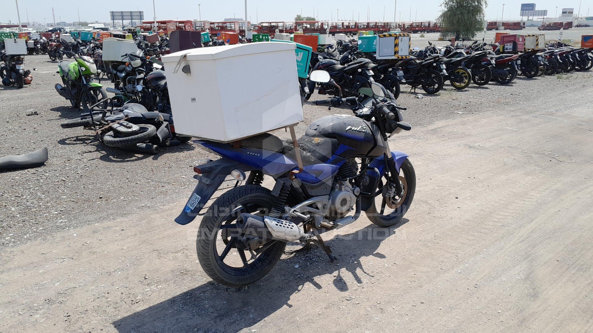 2016 BAJAJ PULSAR 180CC VIN: MD2A12DZ3GCB65472