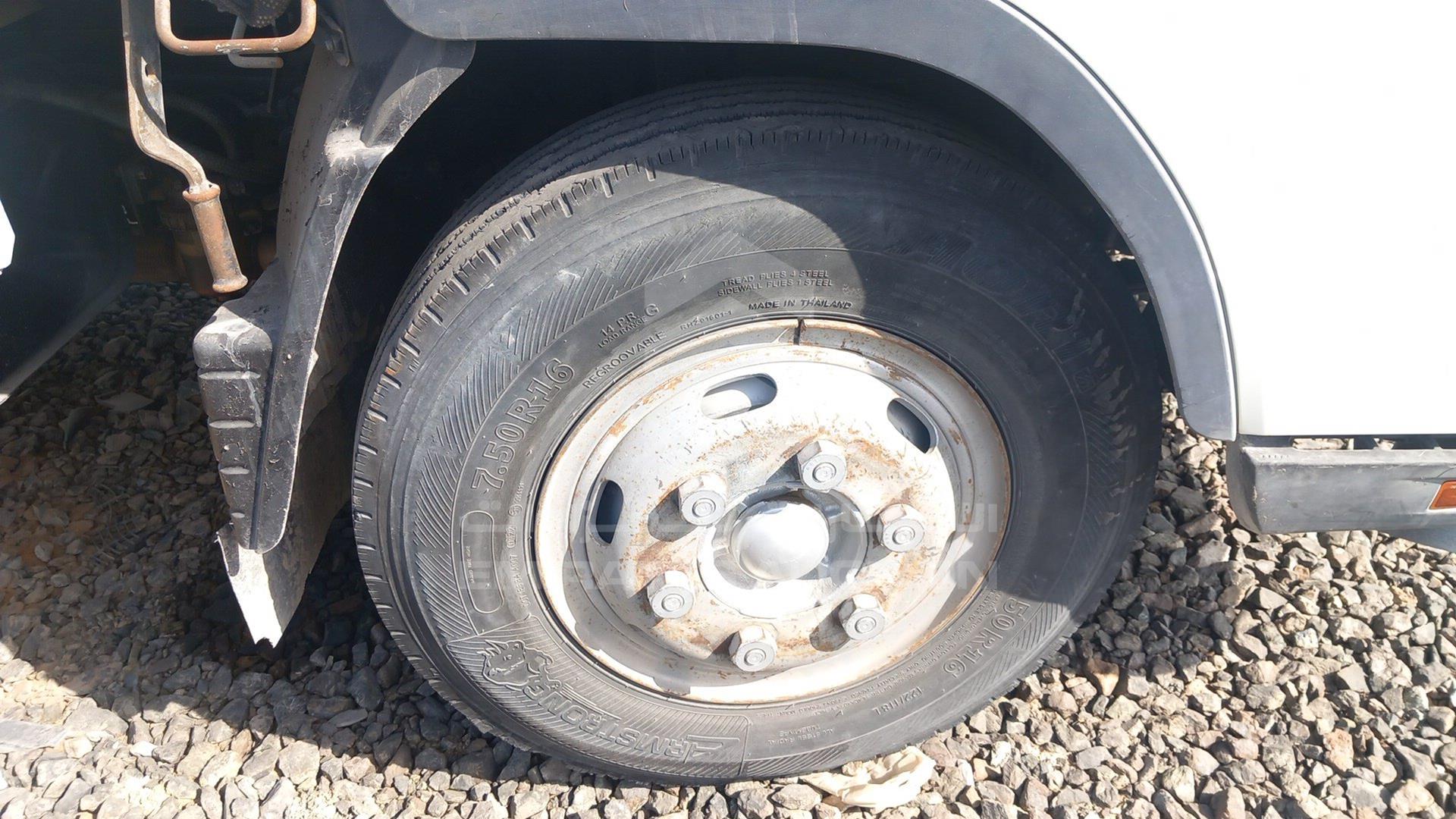 2015 MITSUBISHI CANTER VIN: JL7B6E1PXFK022037