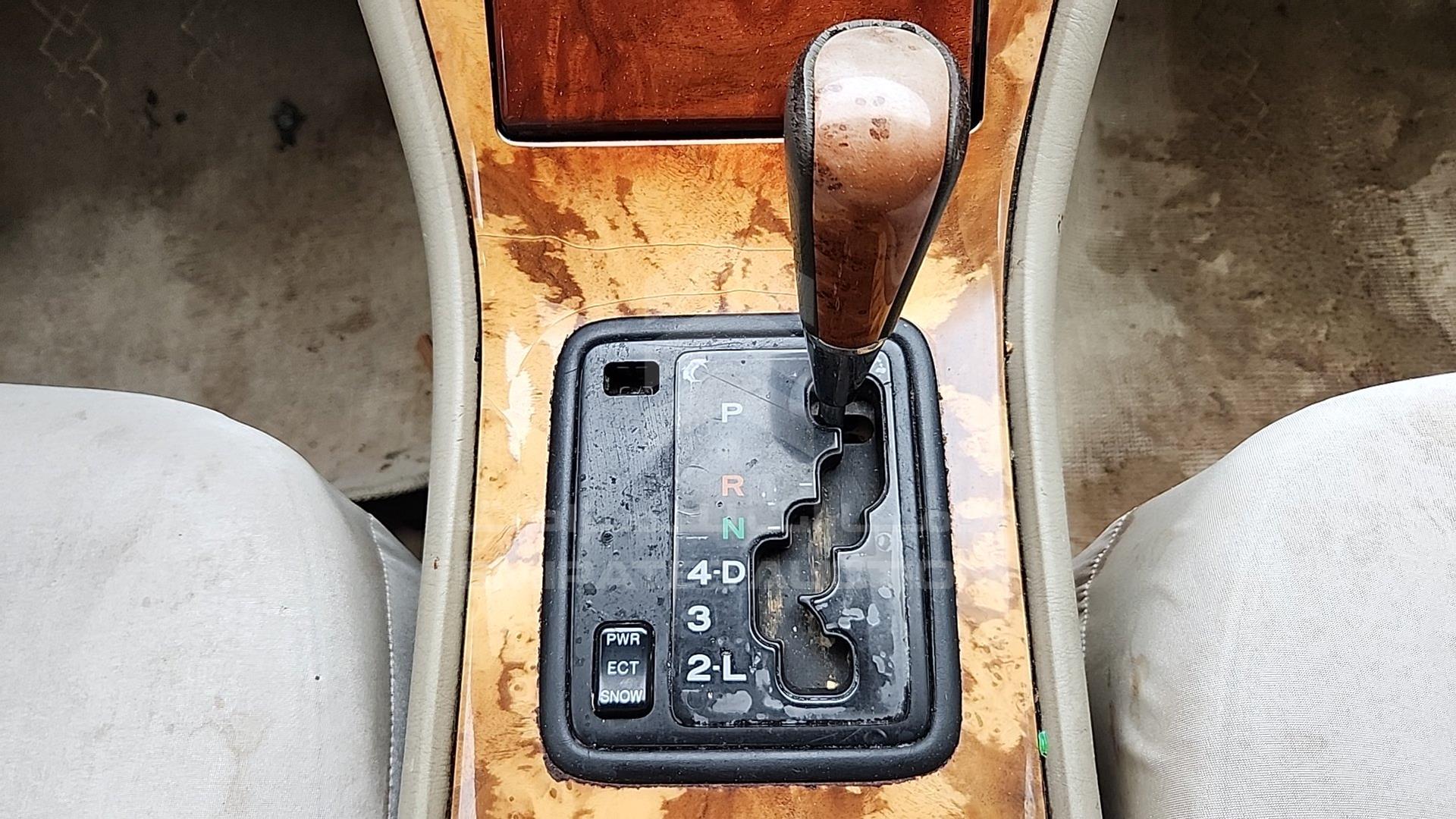 1998 LEXUS LS400 VIN: JT8BH28F8W0126636