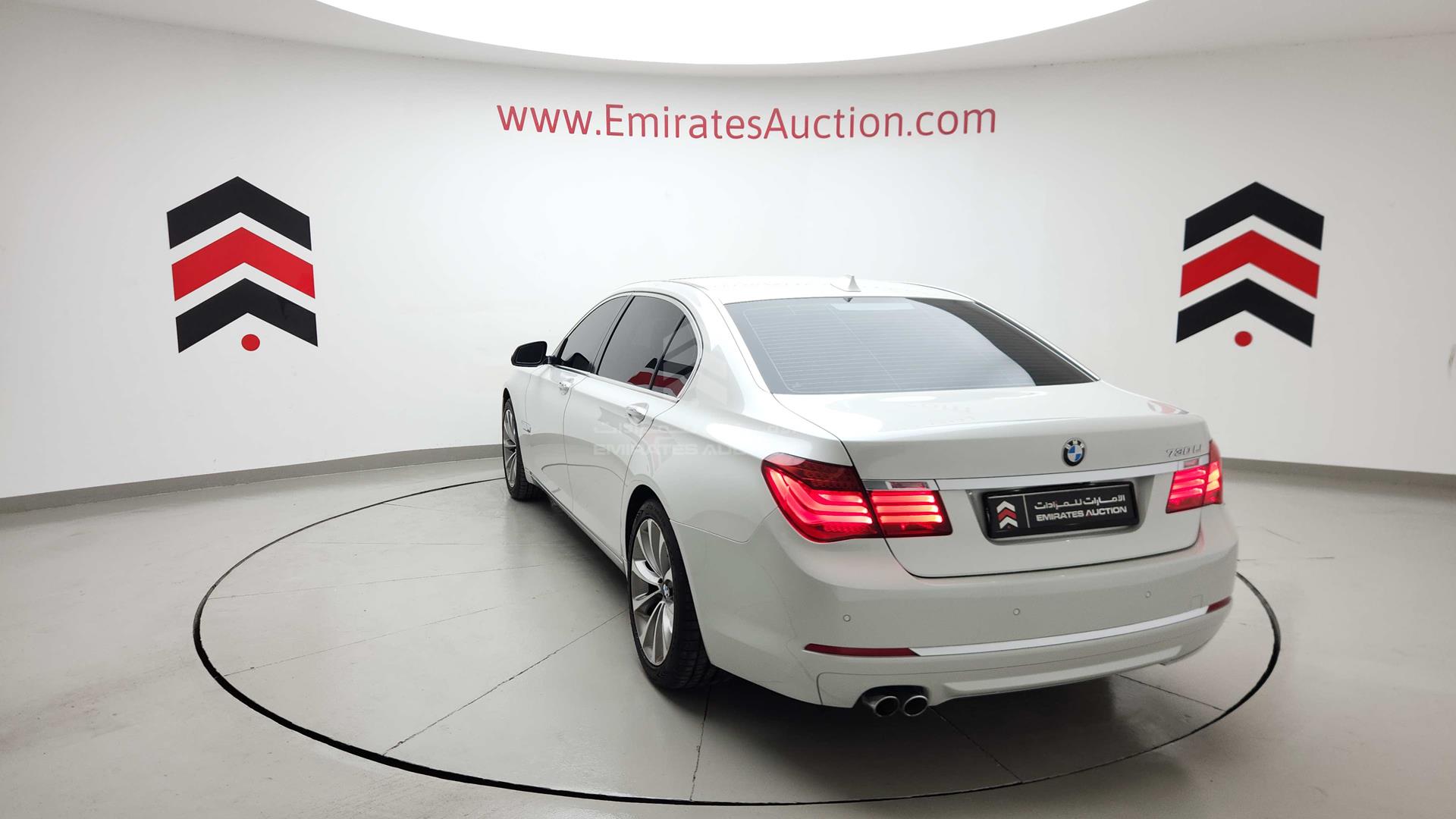 2015 BMW 730 VIN: WBAYE2105FD837047