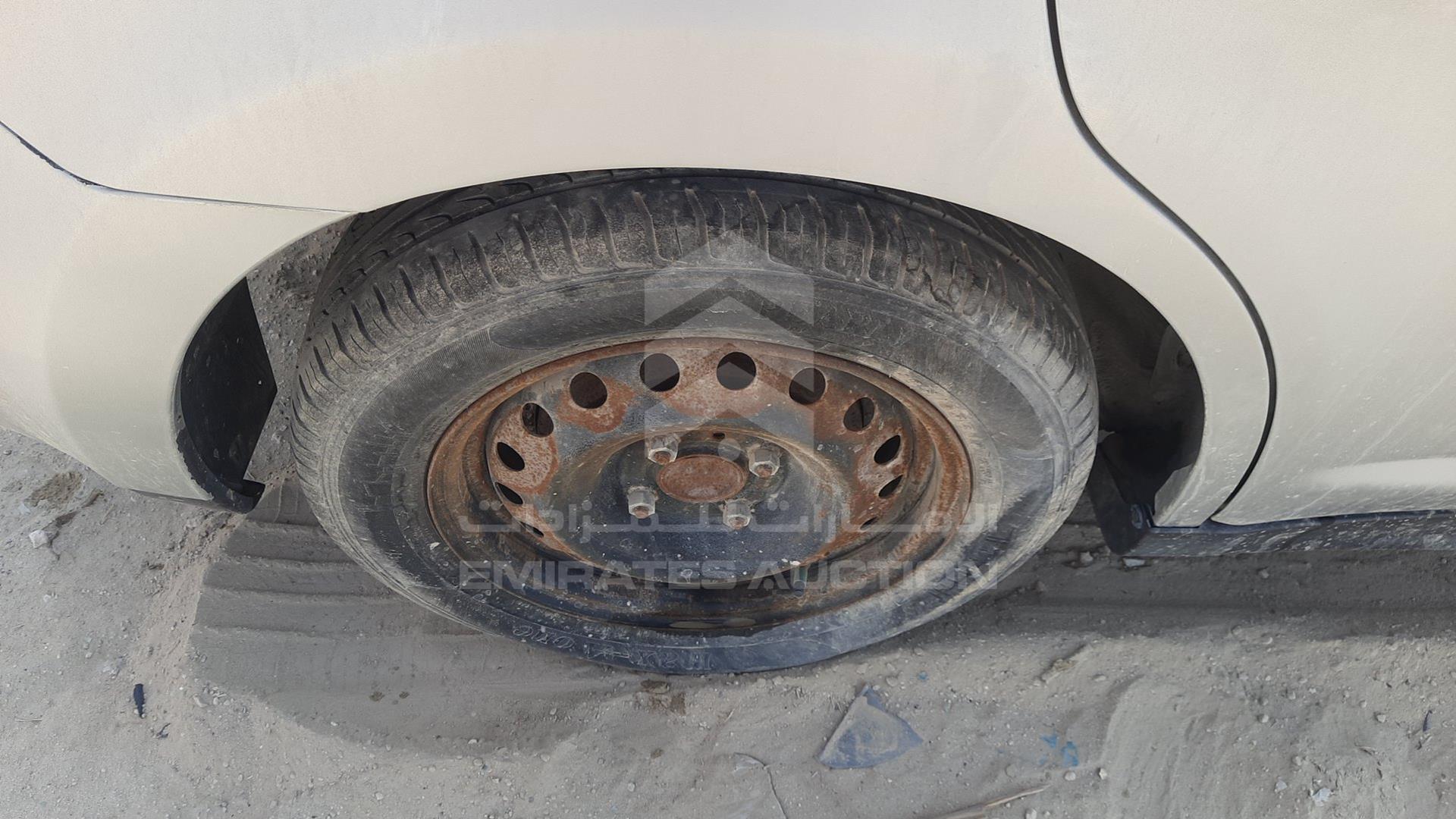 2011 NISSAN TIIDA VIN: 3N1BC1C75BL355740