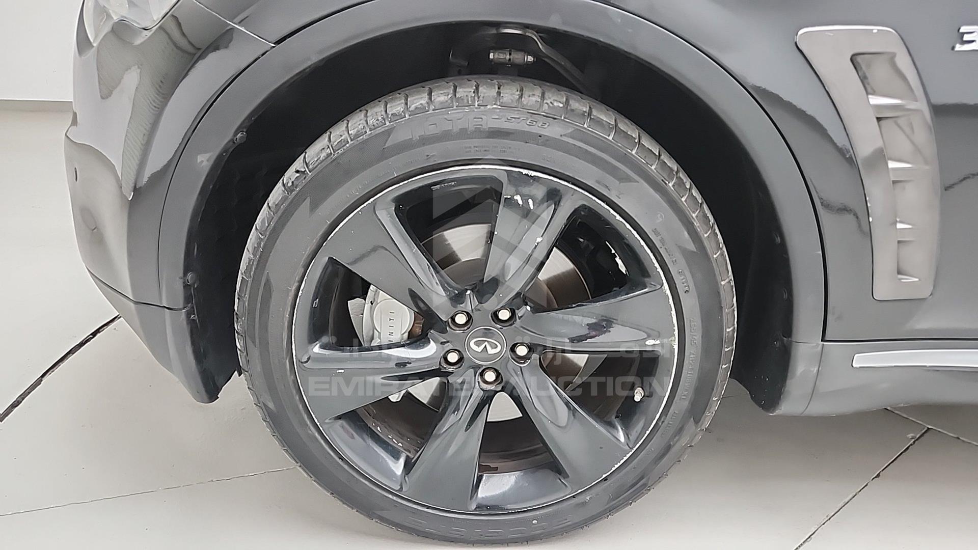 2016 INFINITI QX 70 VIN: JNRCS1MWXGM660710