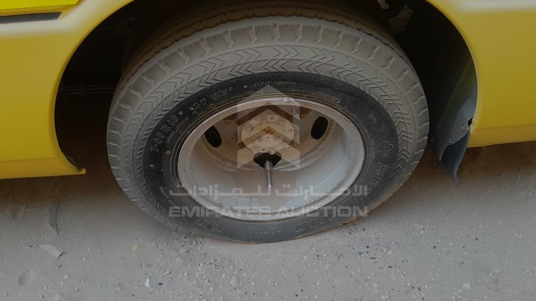 ميتسوبيشي روسا 2015 — الإطار الخلفي الأيسر — صورة 29