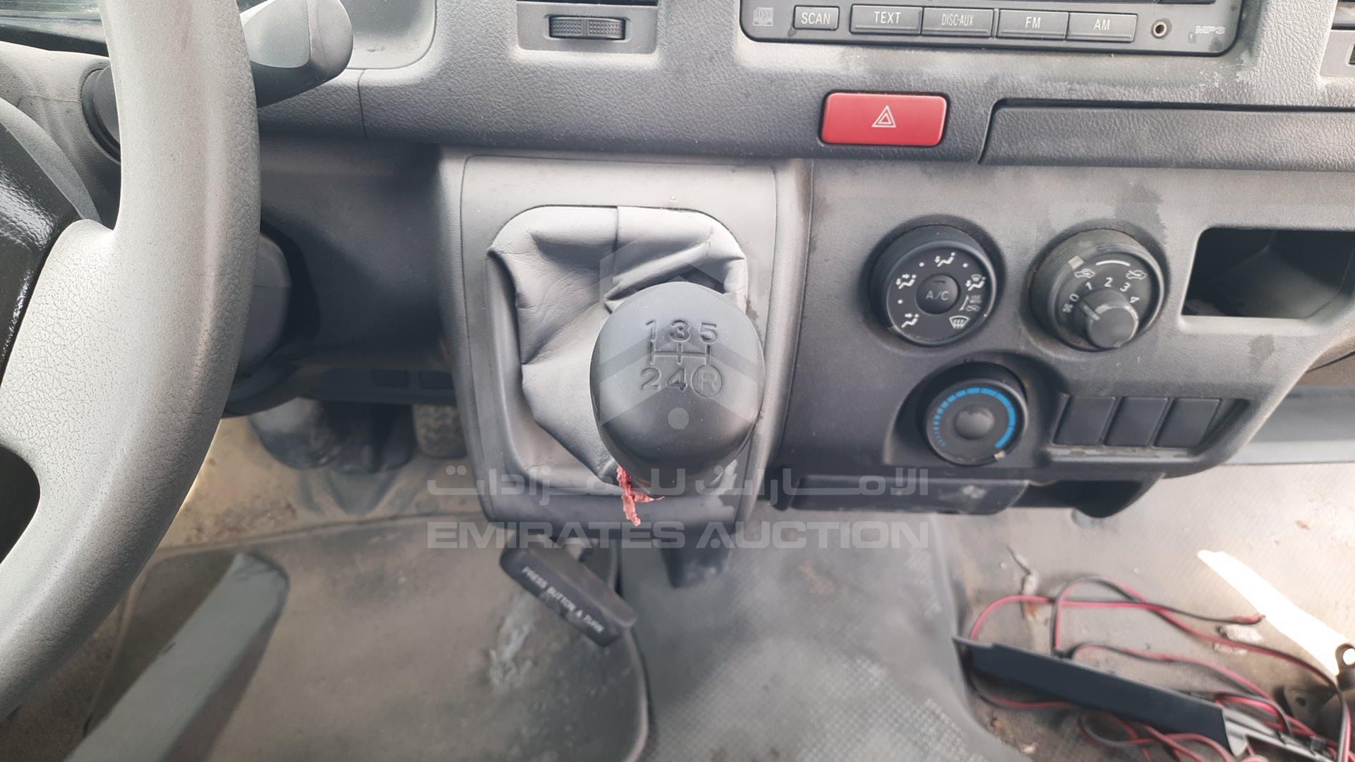 2015 TOYOTA HIACE VIN: JTFHX02P5F0100328