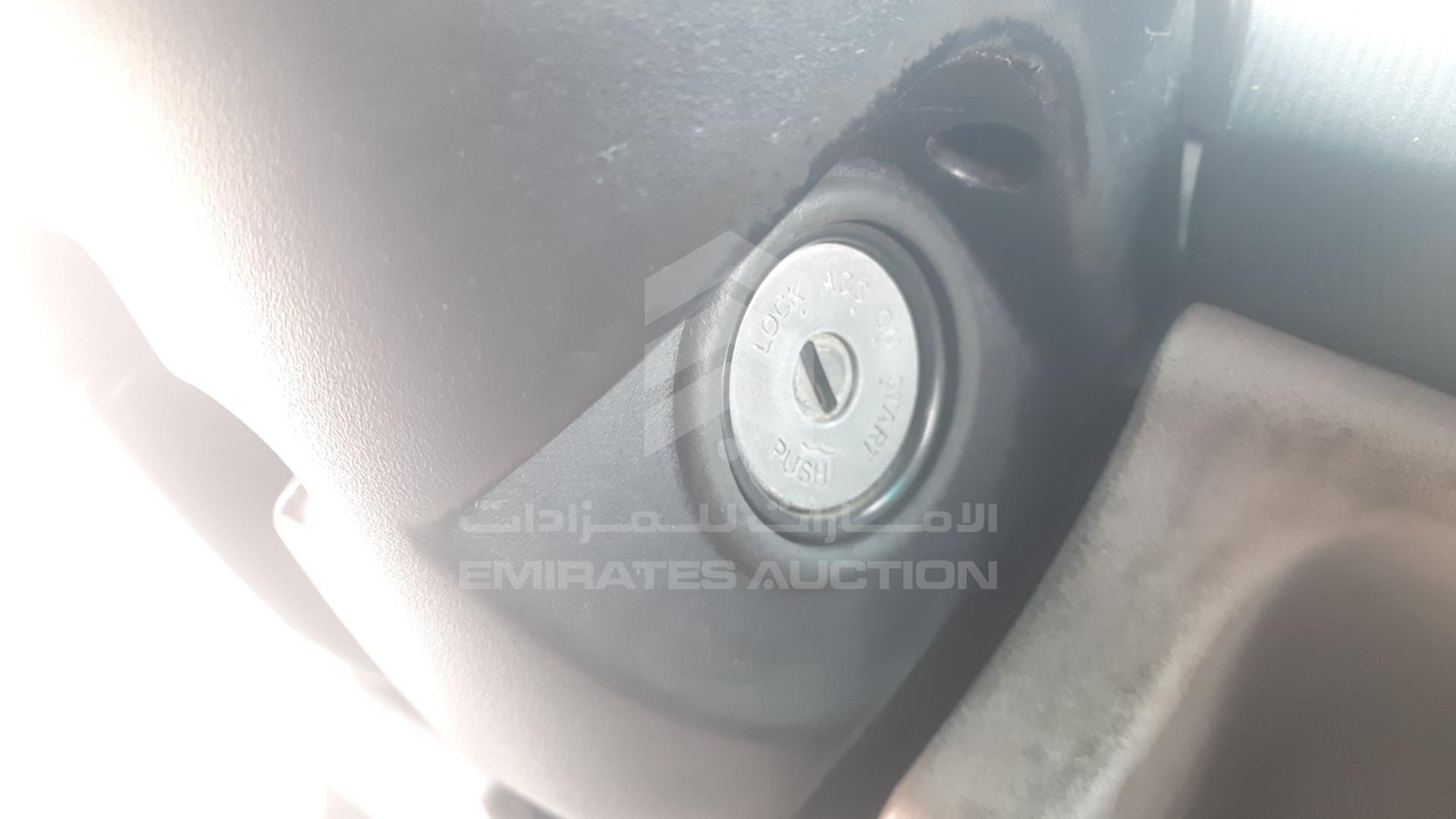 2013 MITSUBISHI L 200 VIN: MMBJNKA50DD029452