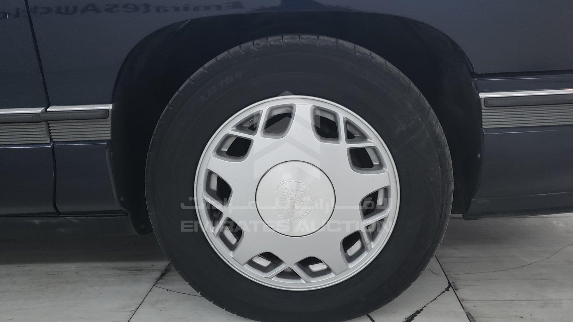1995 CADILLAC DEVILLE VIN: 1G6KF52Y0SU206103