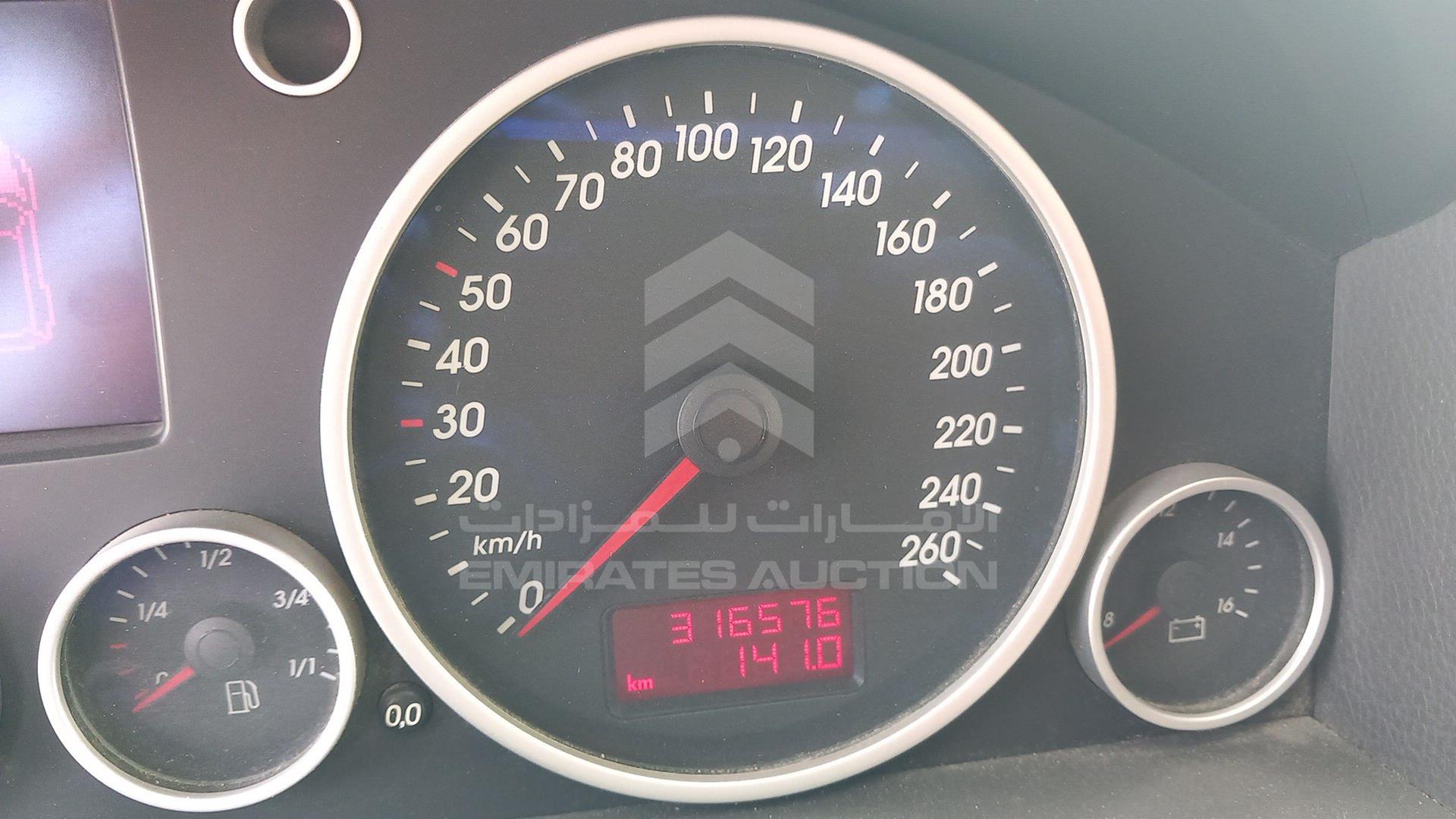 2007 VOLKSWAGEN TOUAREG VIN: WVGAE27LX7D018294