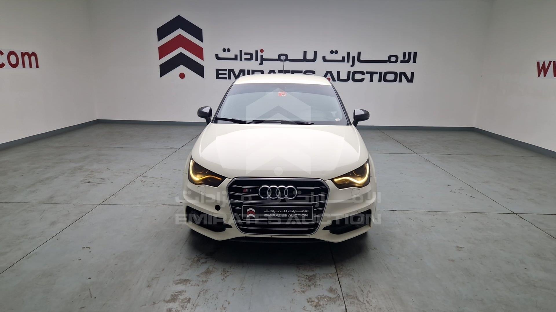 2011 AUDI A1 VIN: WAUAYA8X1BB069417