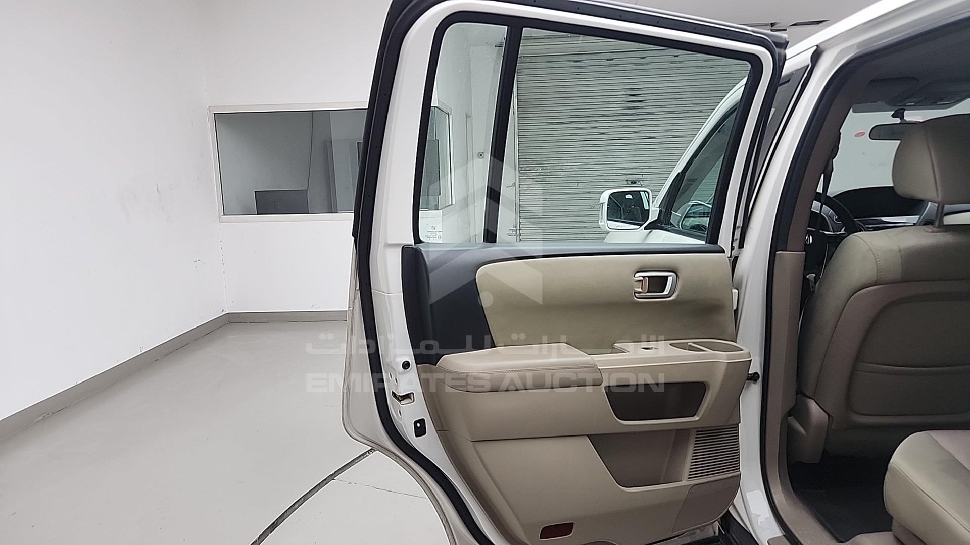 2014 HONDA PILOT VIN: 5FNYF4843EB701155
